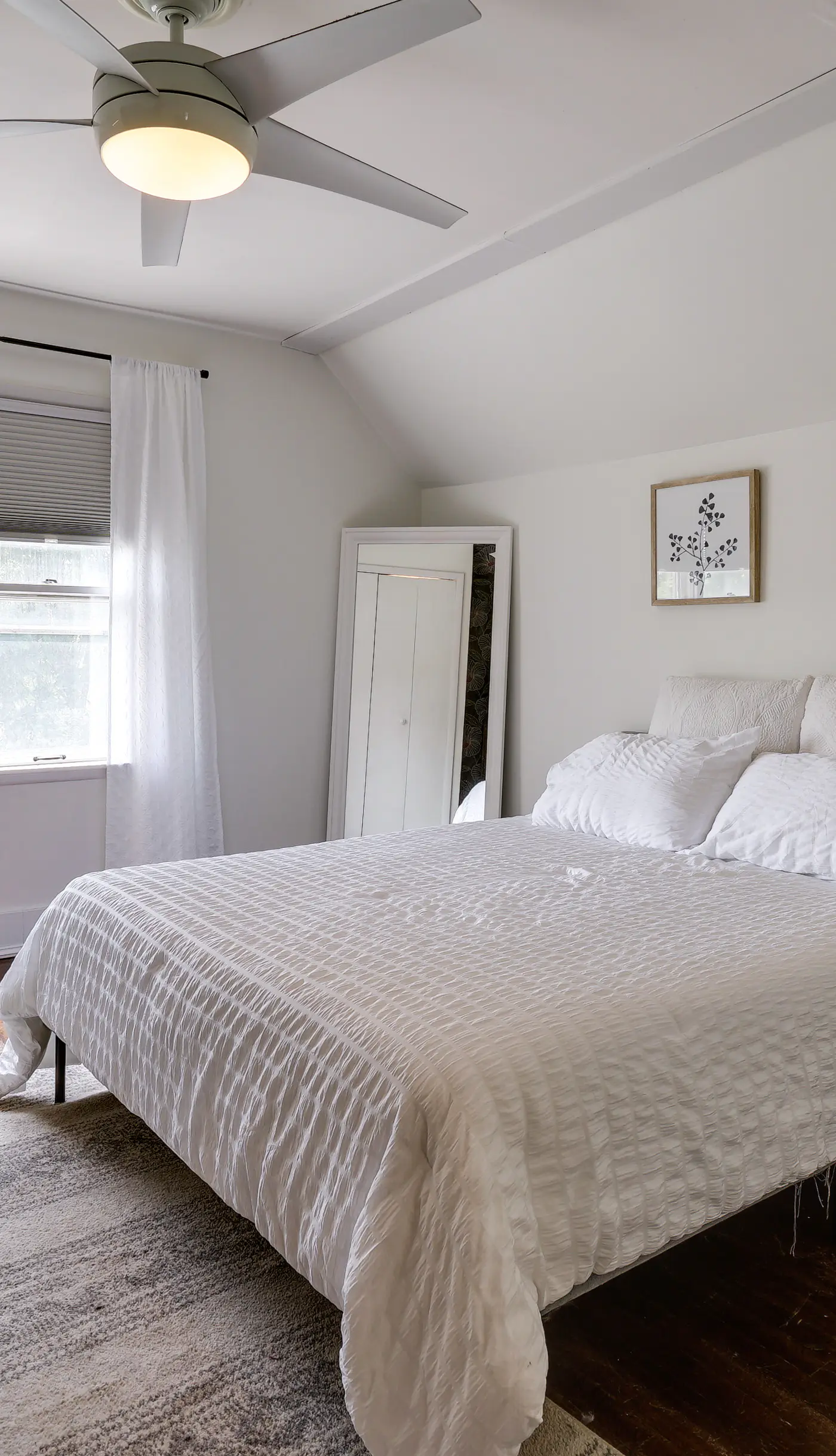 Pet-Friendly Saint Paul Home Near Allianz Field!