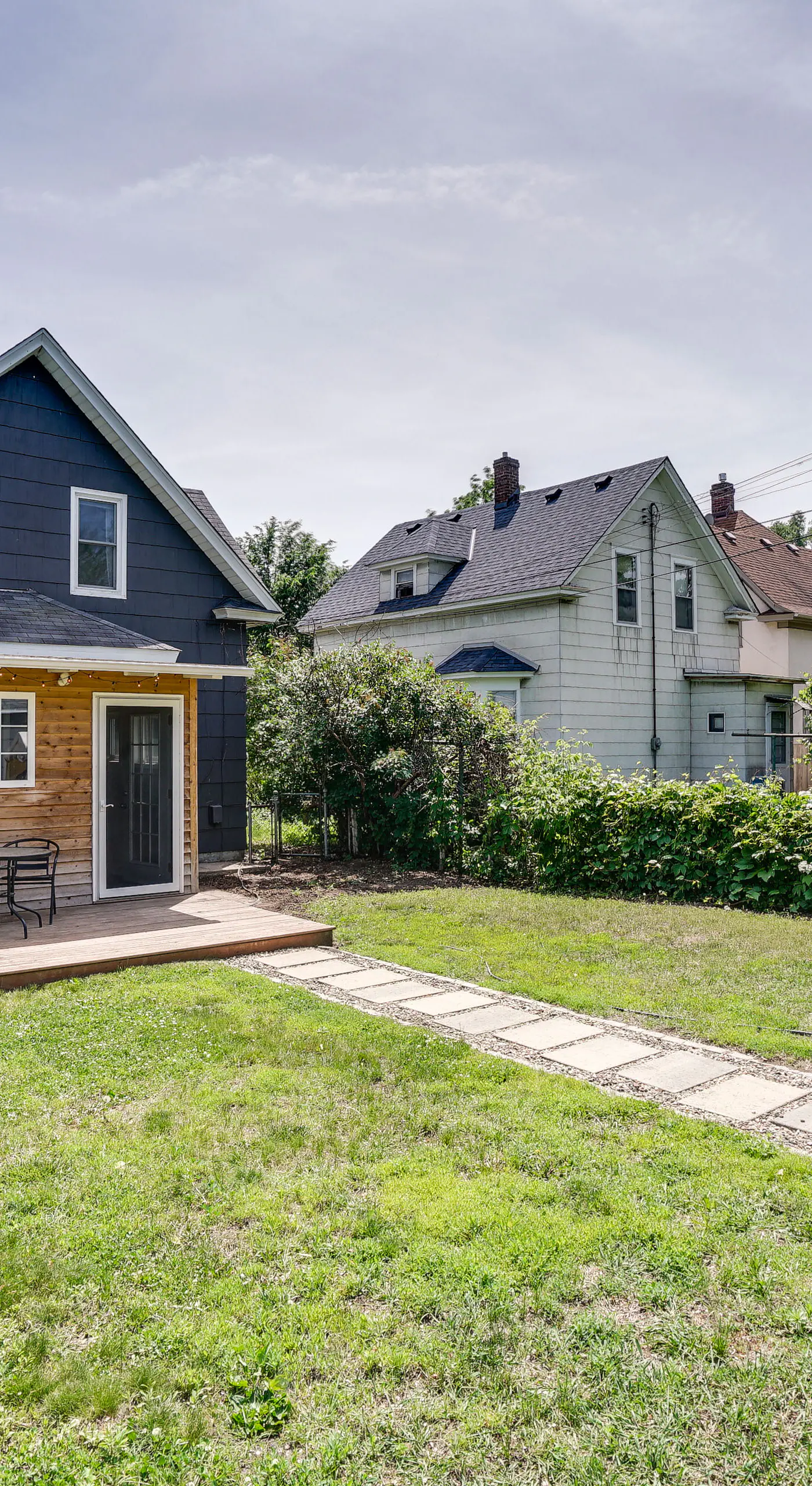 Pet-Friendly Saint Paul Home Near Allianz Field!