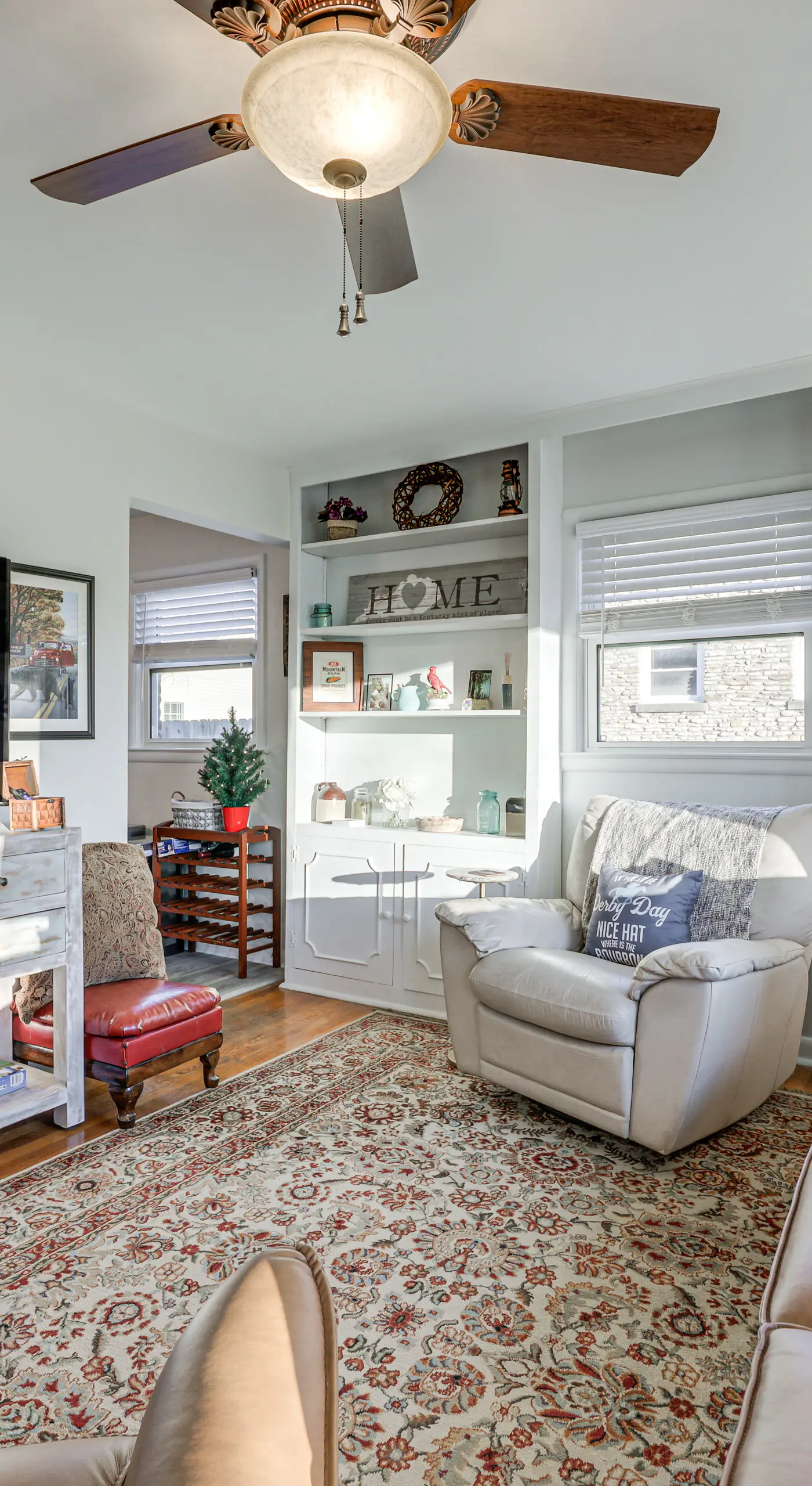 Lovely Lexington Home: 4 Mi to Downtown!
