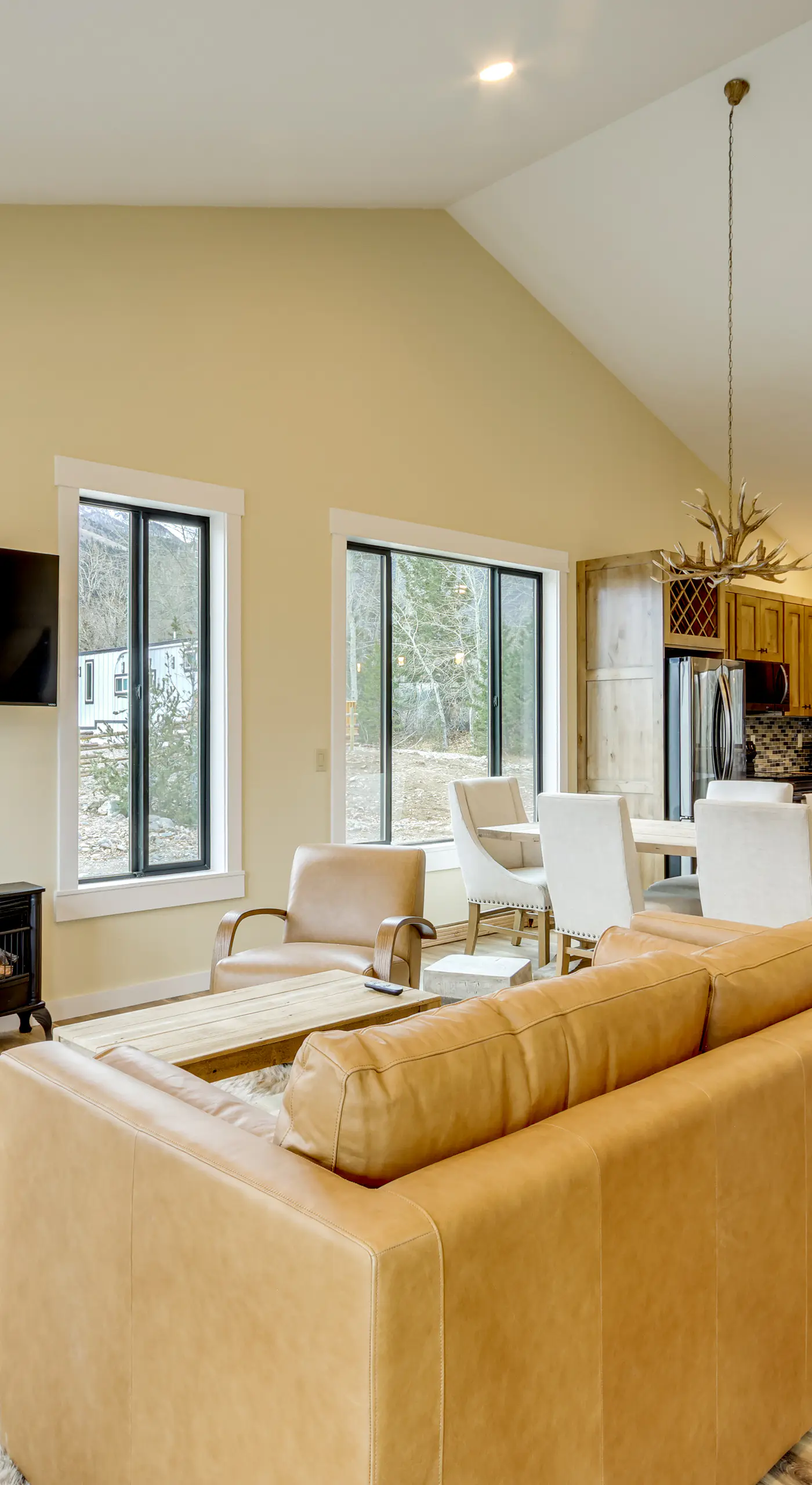 Mtn-View Gem Near Chico, Sage & Yellowstone!
