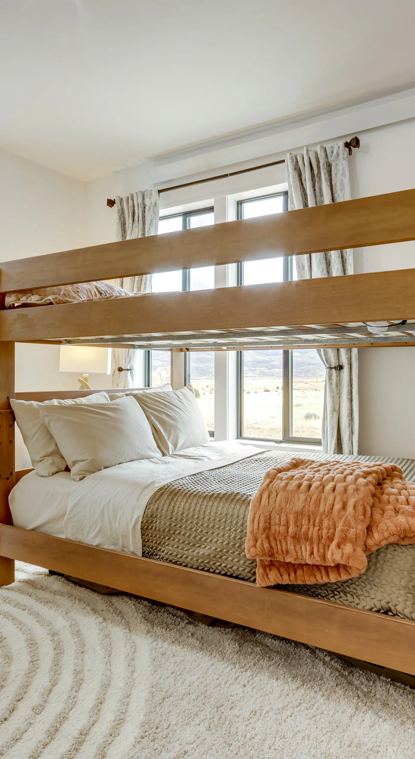 Mtn-View Gem Near Chico, Sage & Yellowstone!