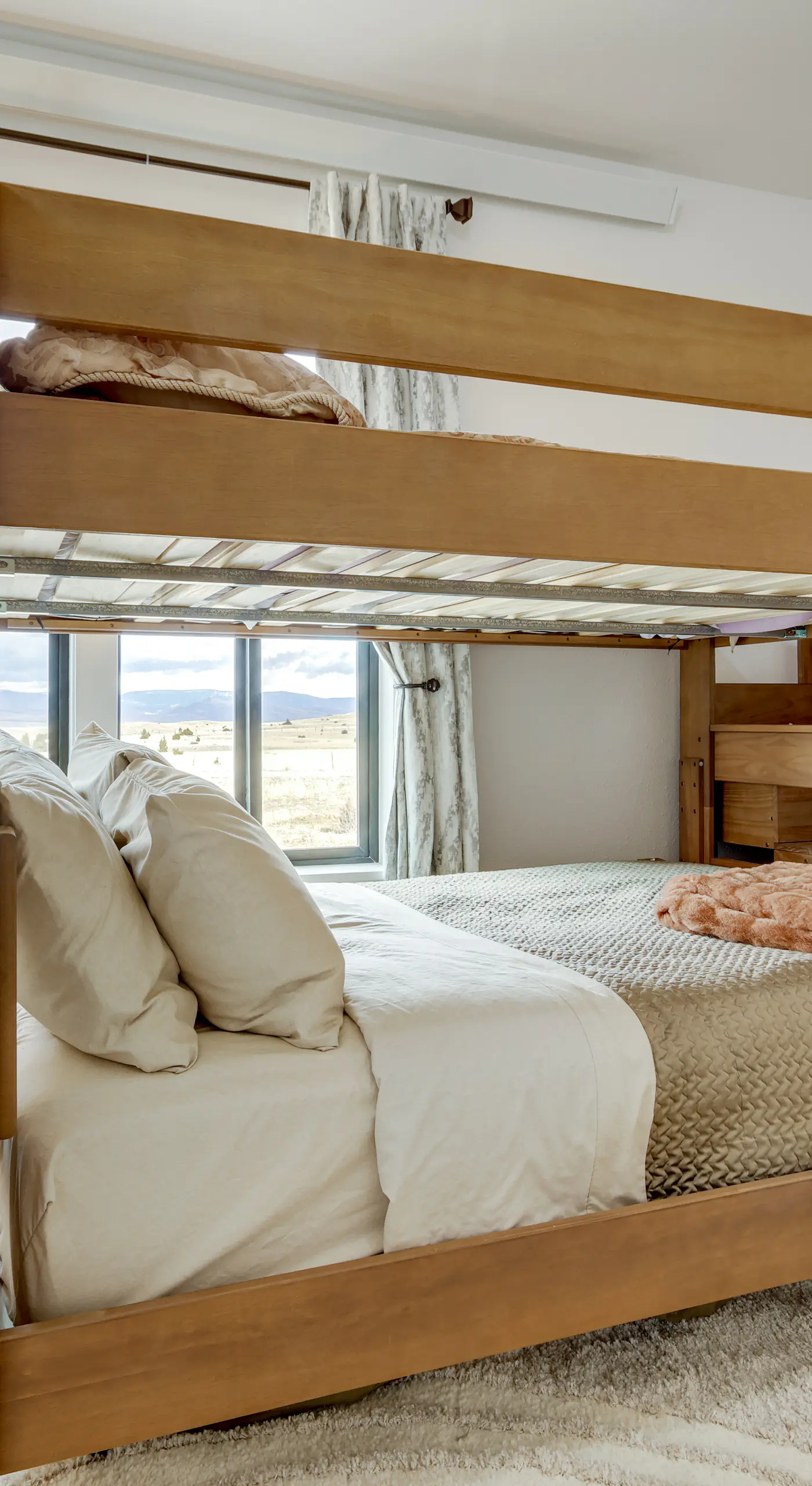 Mtn-View Gem Near Chico, Sage & Yellowstone!
