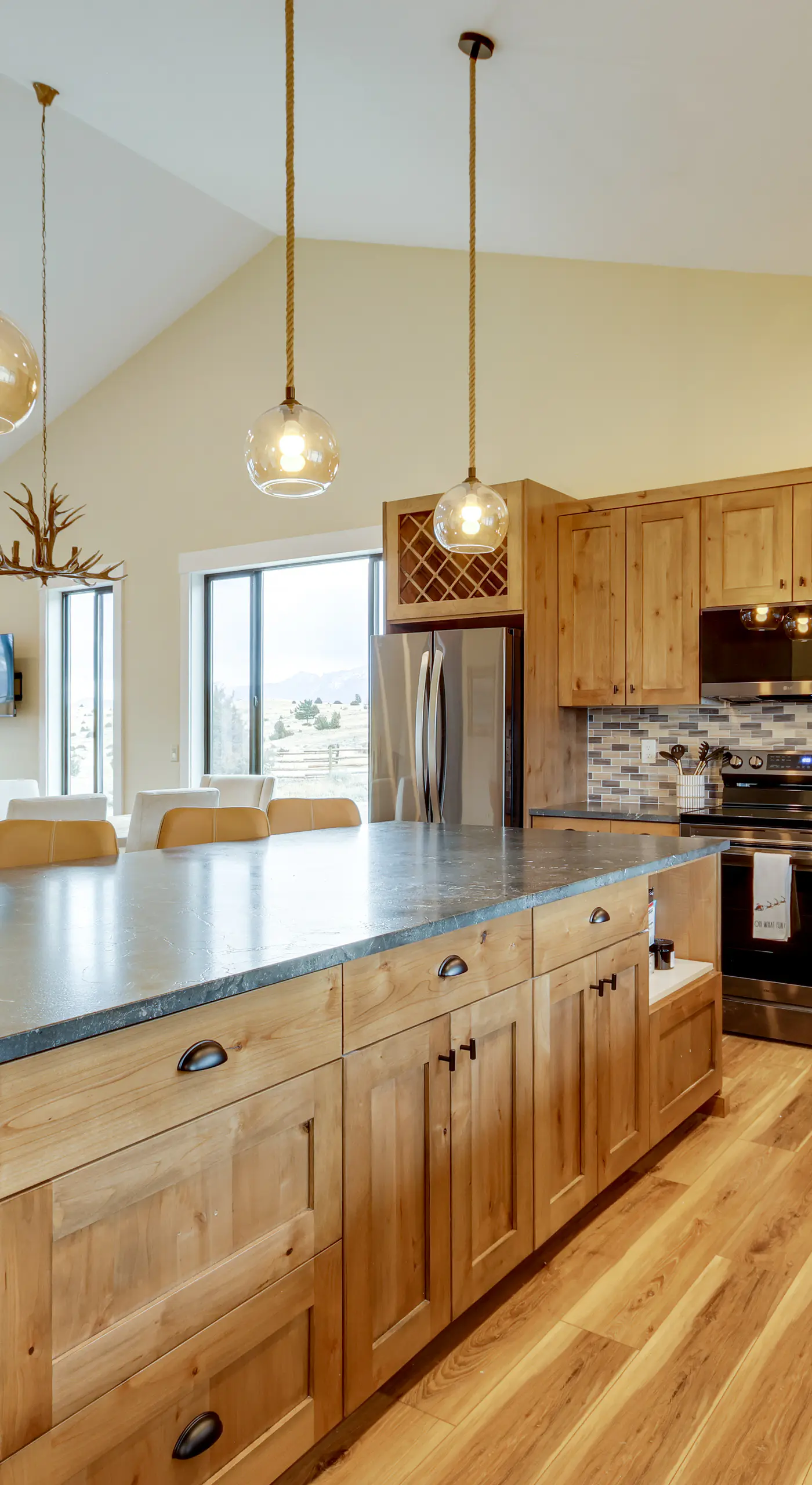 Mtn-View Gem Near Chico, Sage & Yellowstone!
