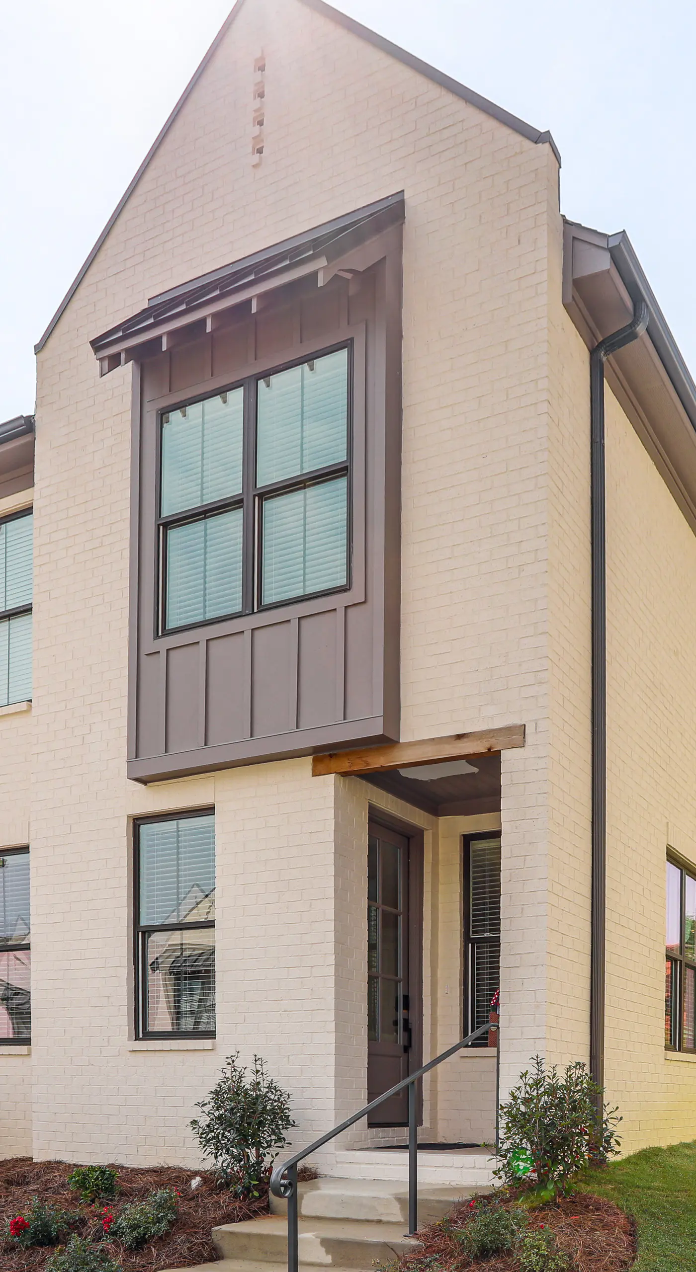 3 Mi to Ole Miss, New Build: Inviting Townhome!