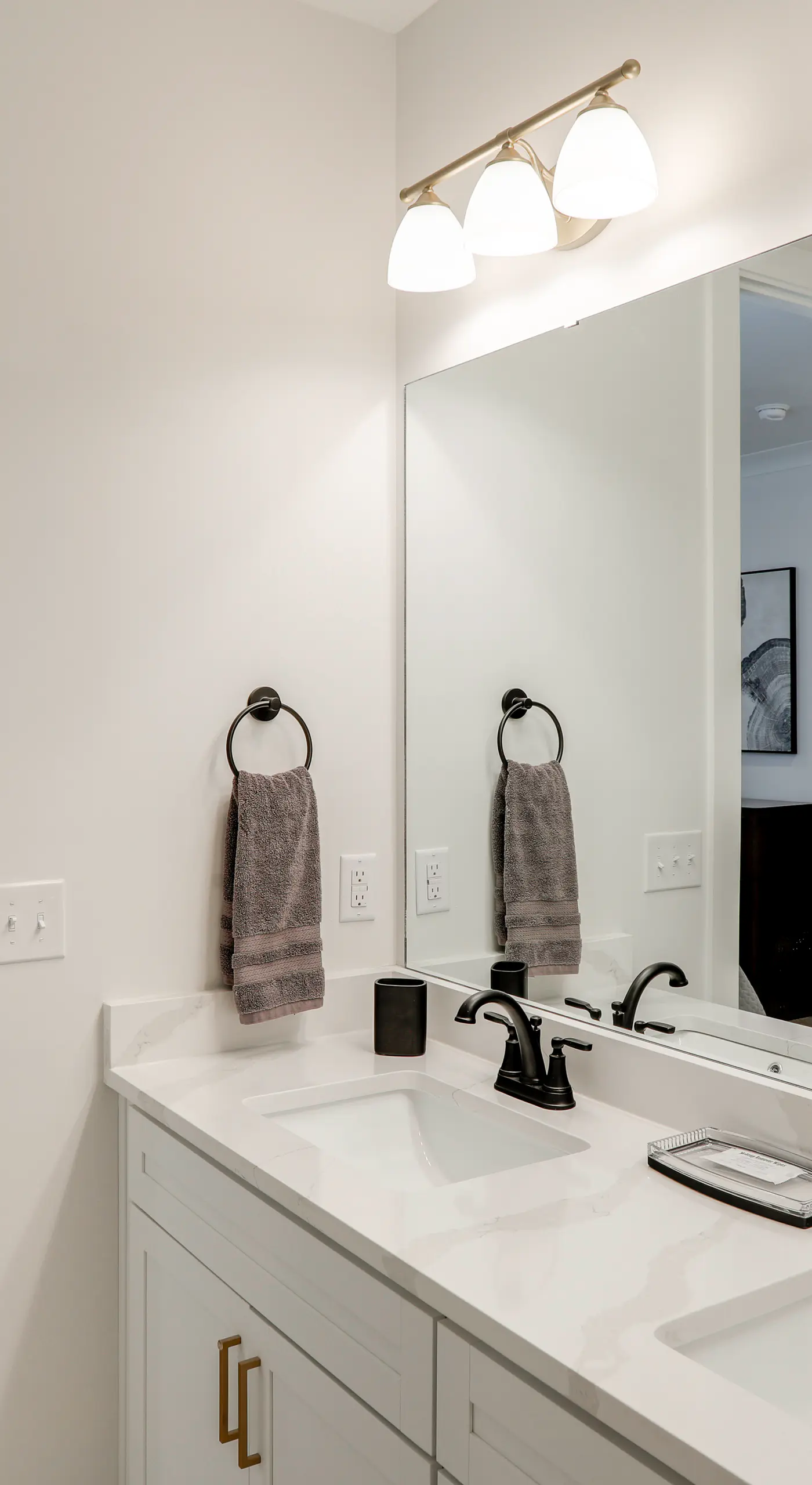 2 Mi to Dtwn! Newly Built Oxford Retreat w/ Porch