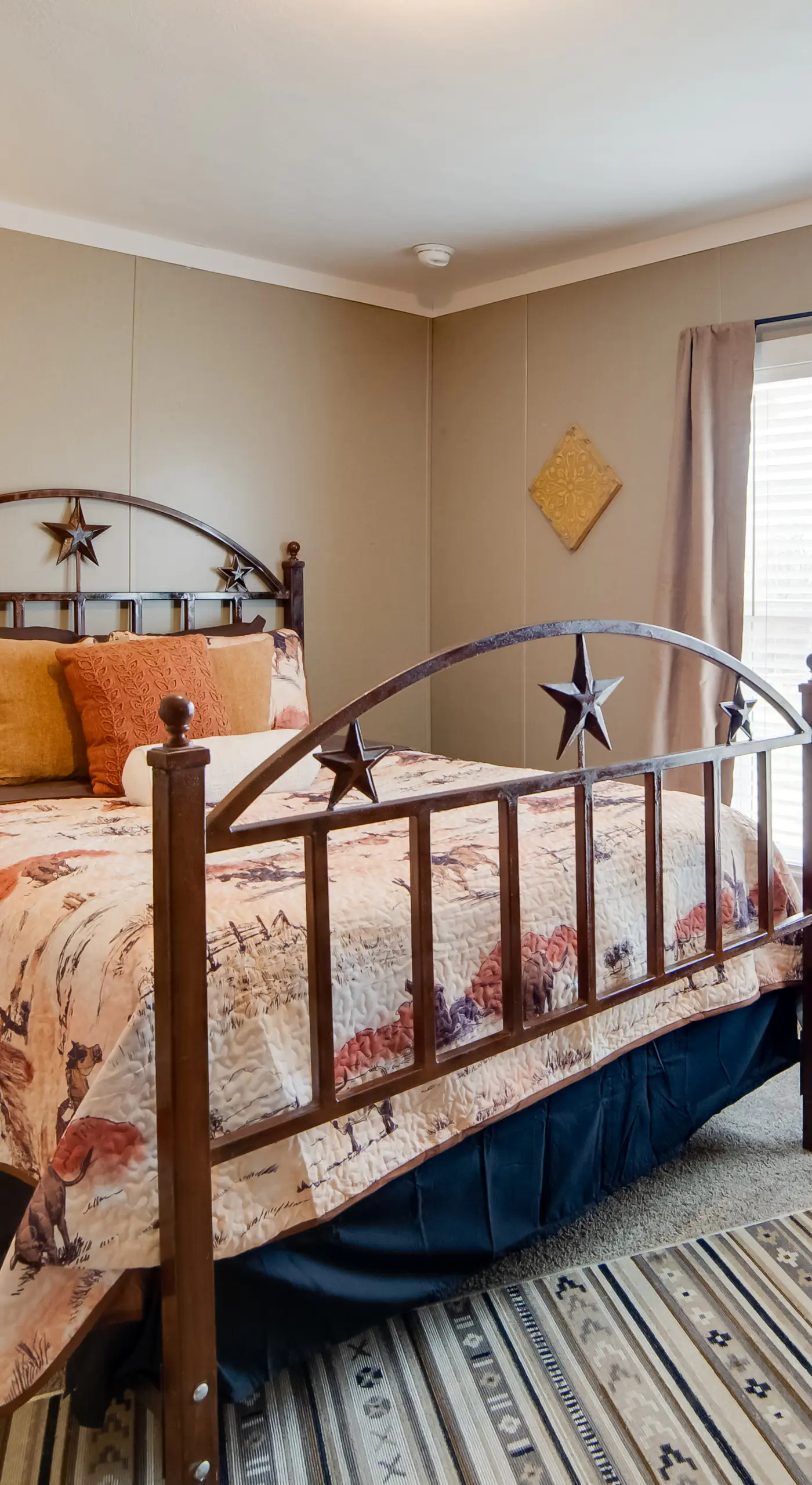 Steps to WES Arena: Pet-Friendly Cabin w/ Deck!