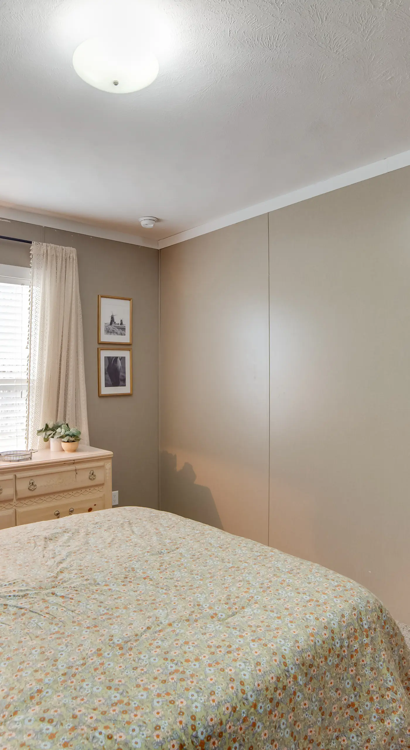 Steps to WES Arena: Pet-Friendly Cabin w/ Deck!