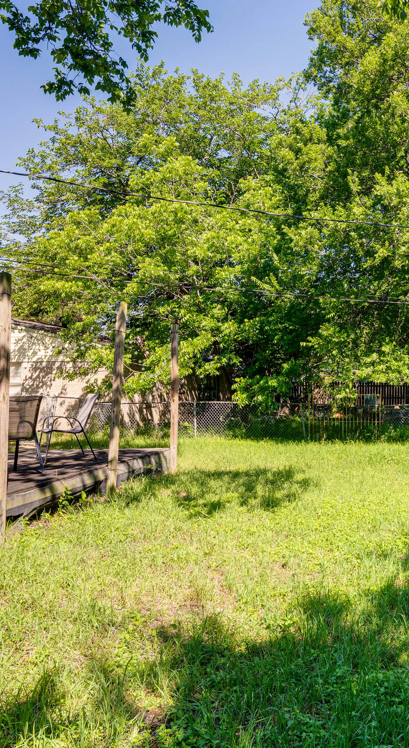 Pet-Friendly Home Near Dallas w/ Private Backyard