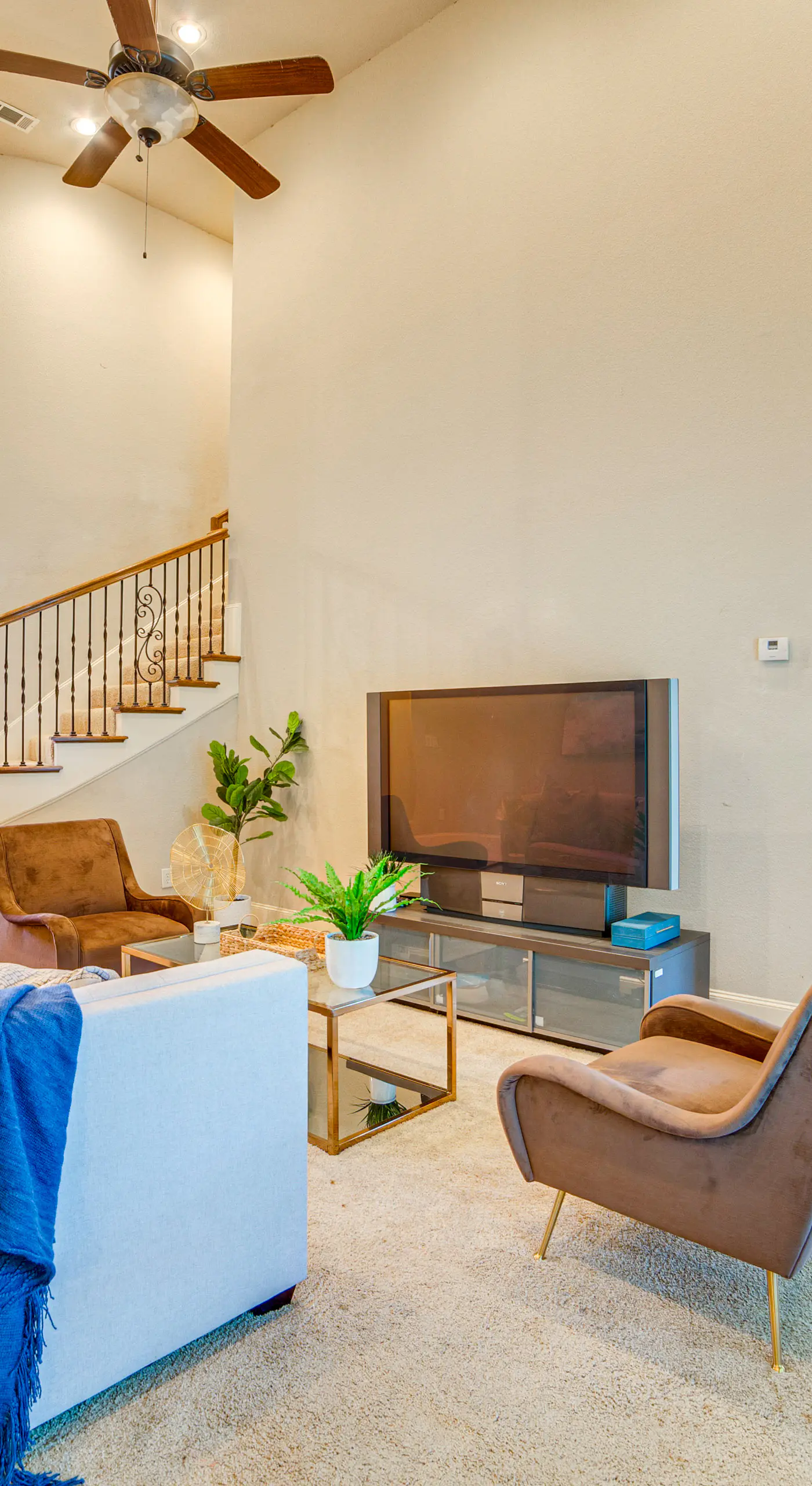 Relax Fireside: Sunnyvale Family Home w/ Yard
