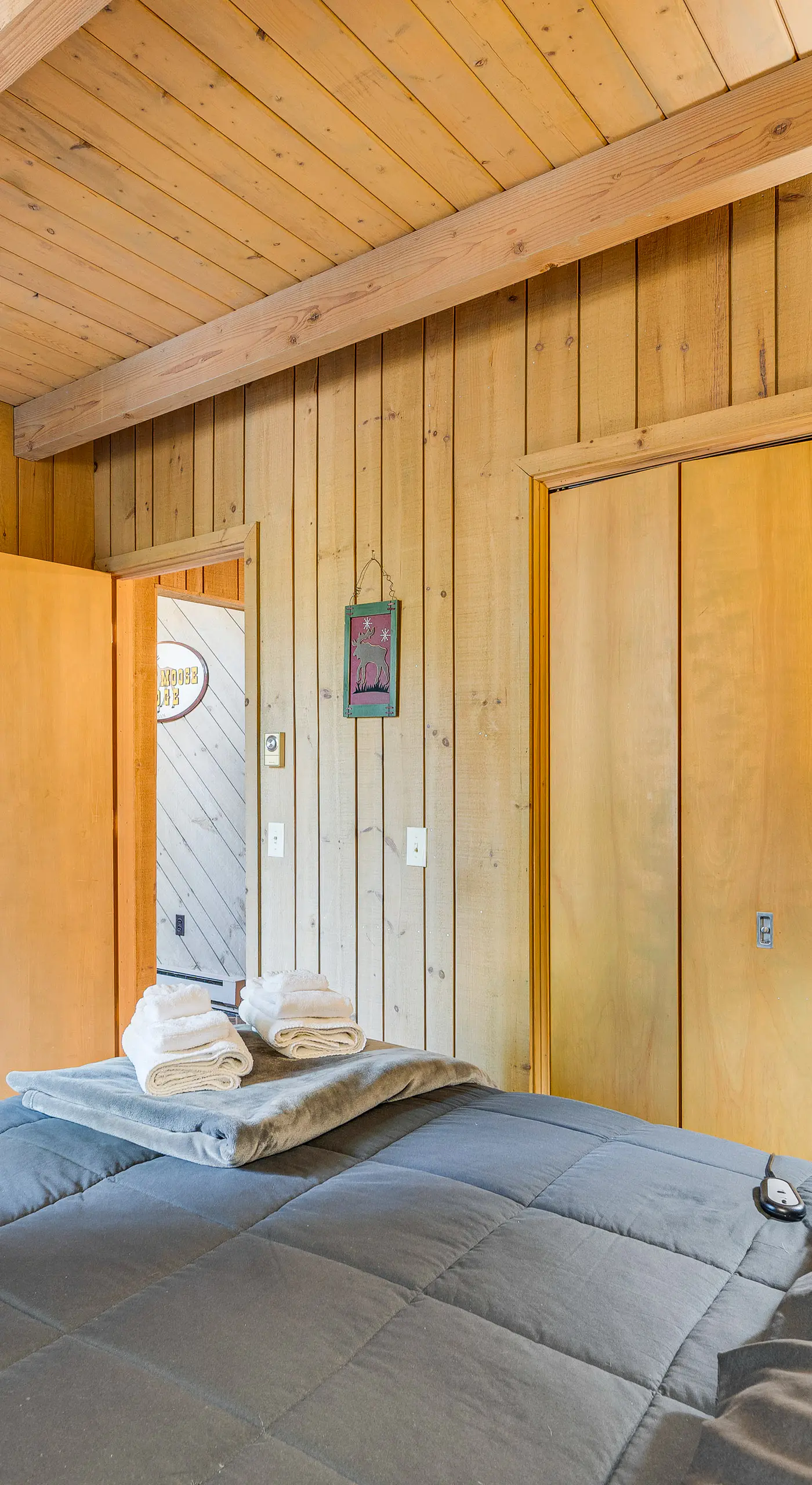 0.5 Mi to Dtwn & Trails: Conway Condo w/ Hot Tub!