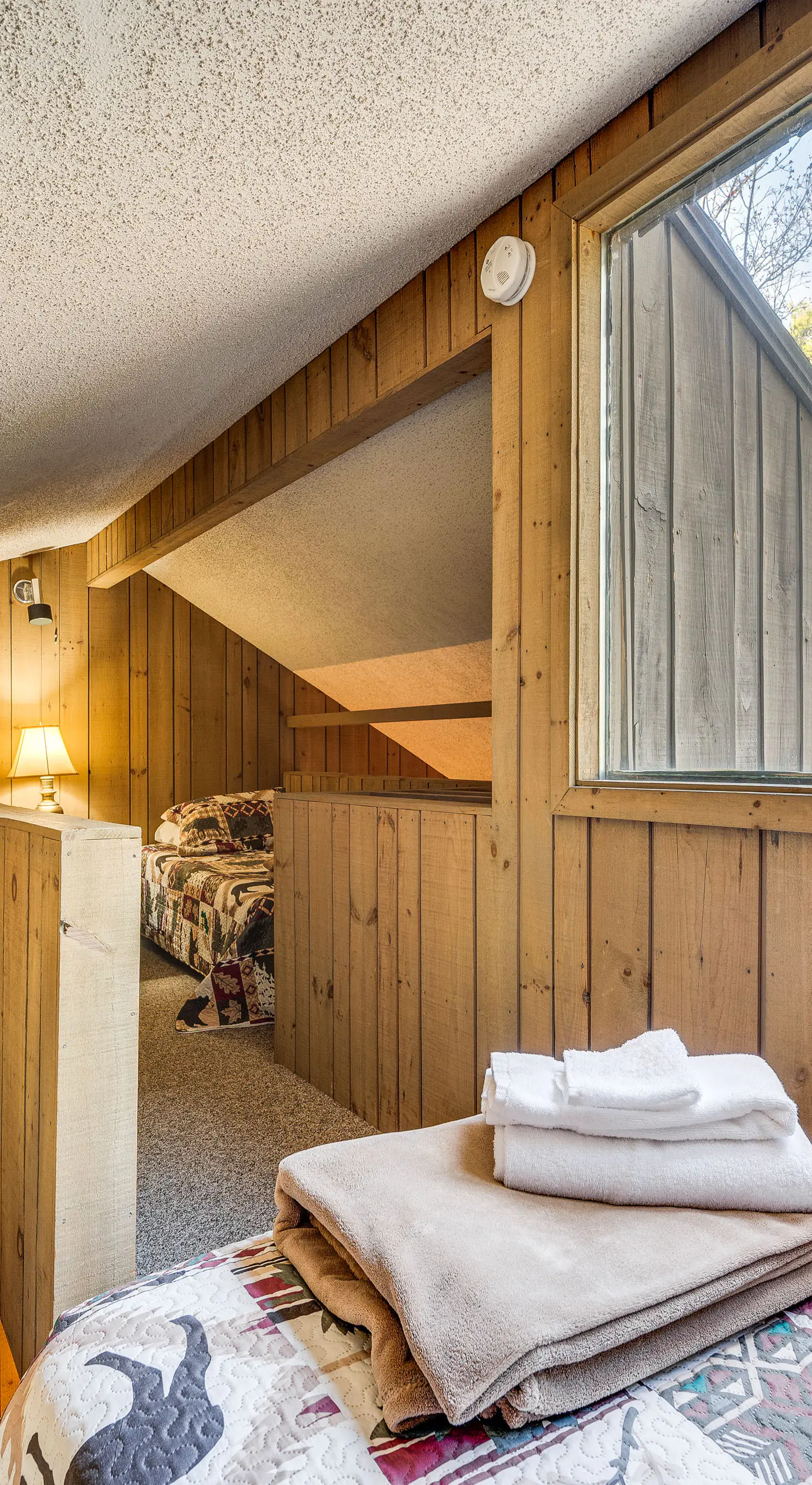 0.5 Mi to Dtwn & Trails: Conway Condo w/ Hot Tub!