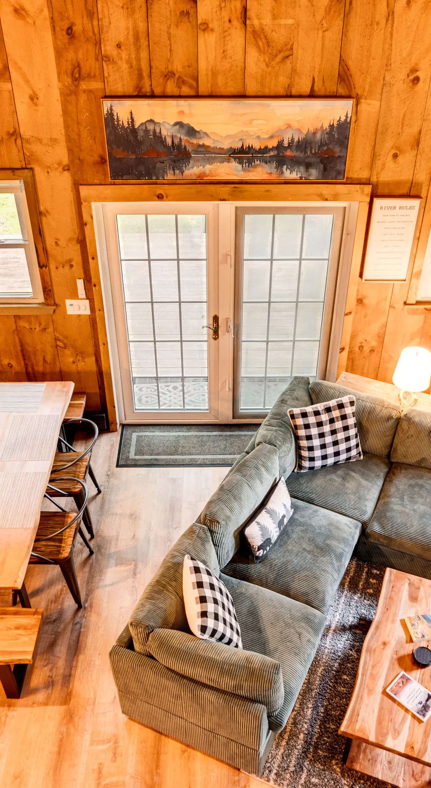 2 Mi to Conway: Cozy Cabin w/ Grill & Yard!