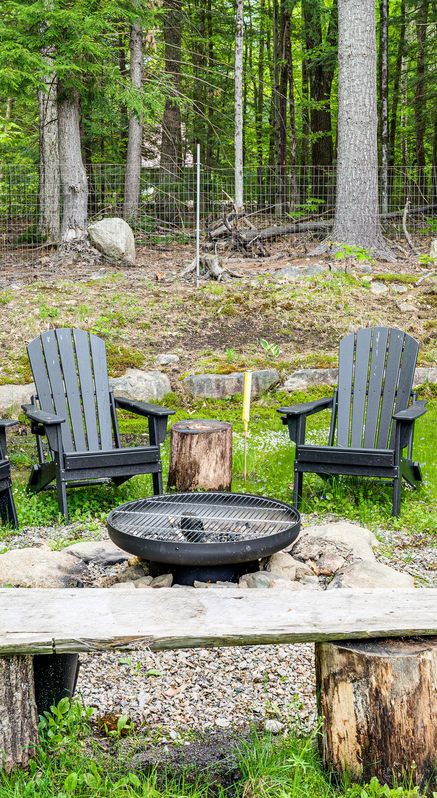 2 Mi to Conway: Cozy Cabin w/ Grill & Yard!