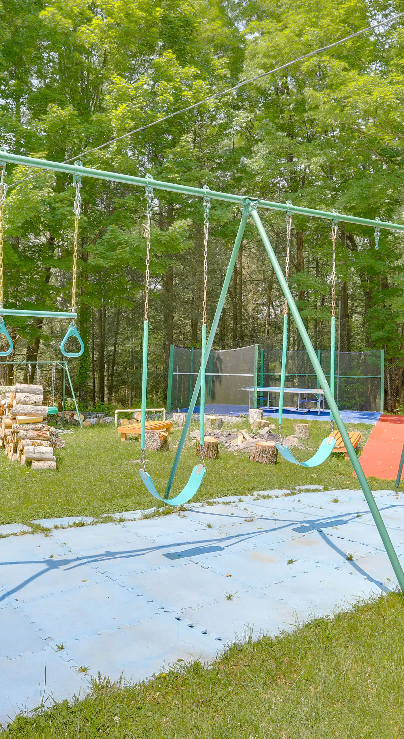 6 Mi to Bethel Woods: Cabin w/ Pool Access