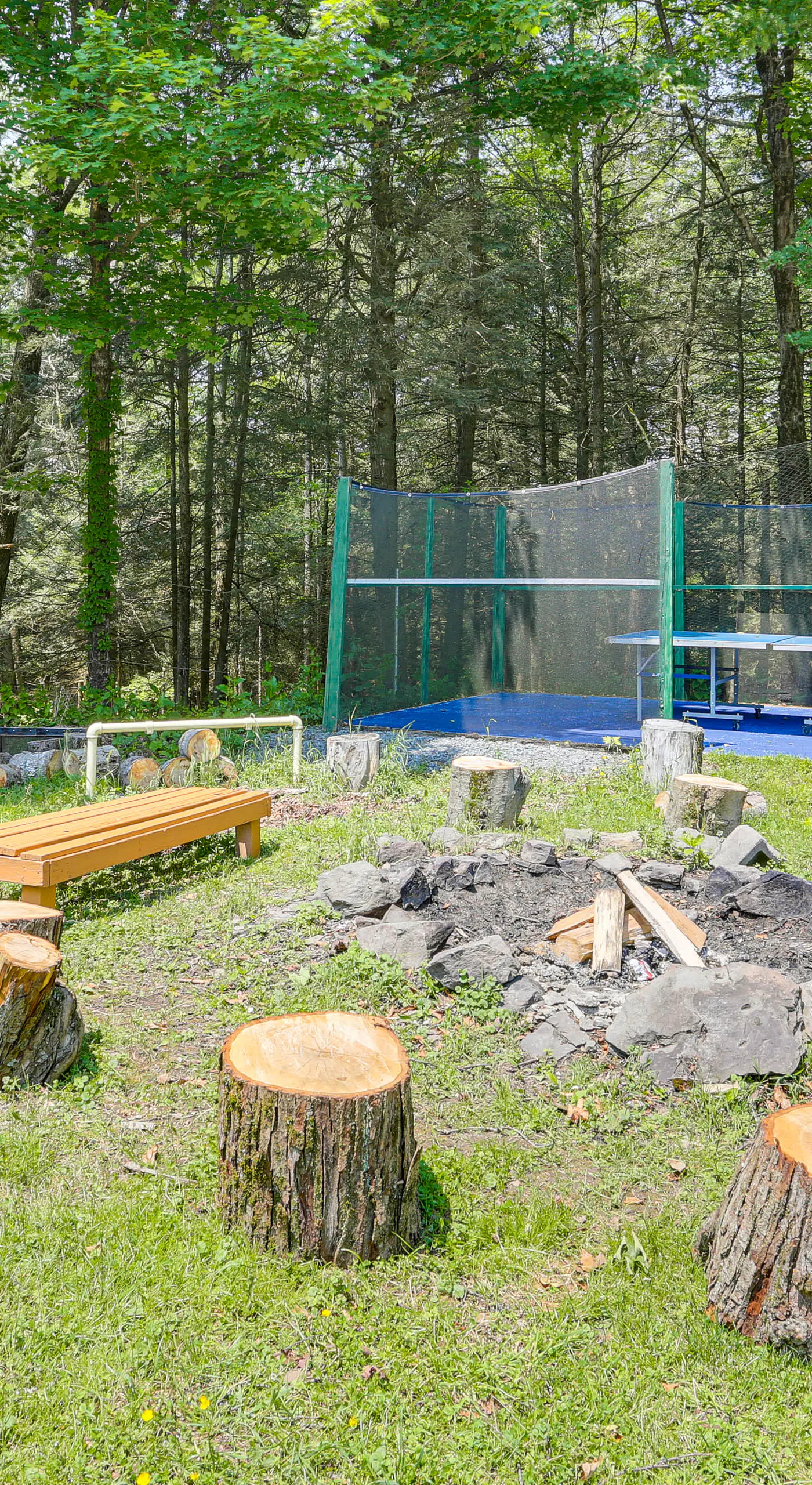 6 Mi to Bethel Woods Center: Cabin Near Shops