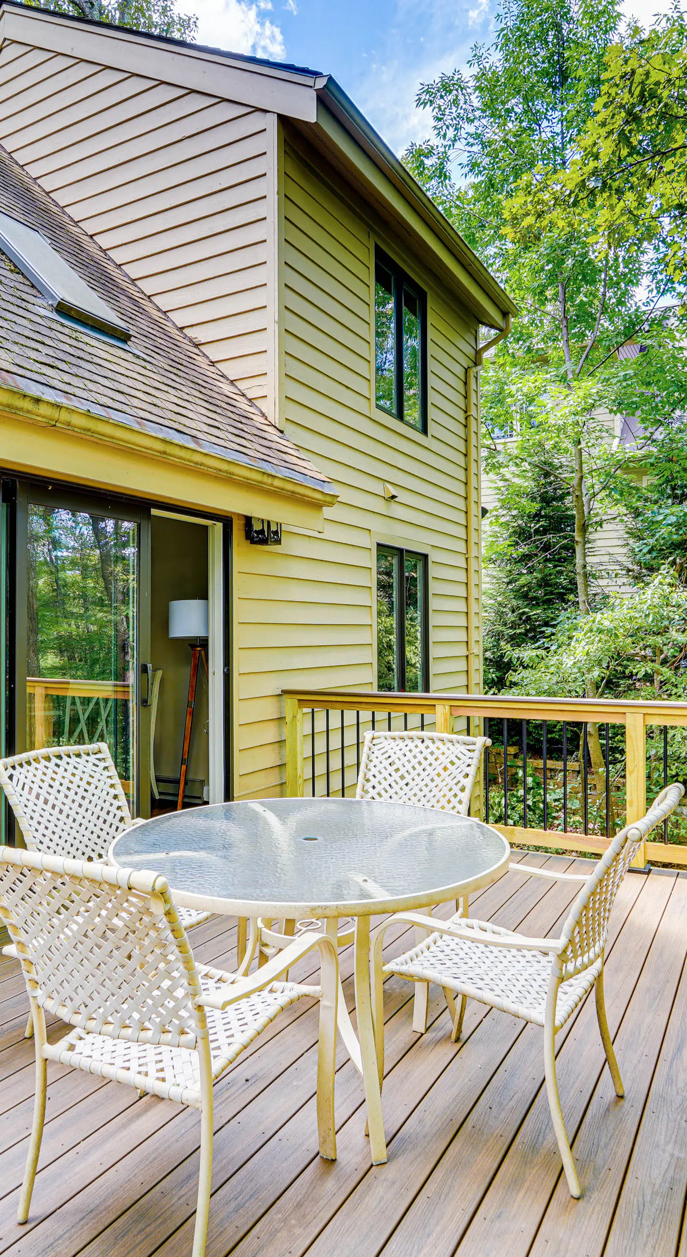 Wintergreen Resort Home w/ 2 Decks + Ski Access!
