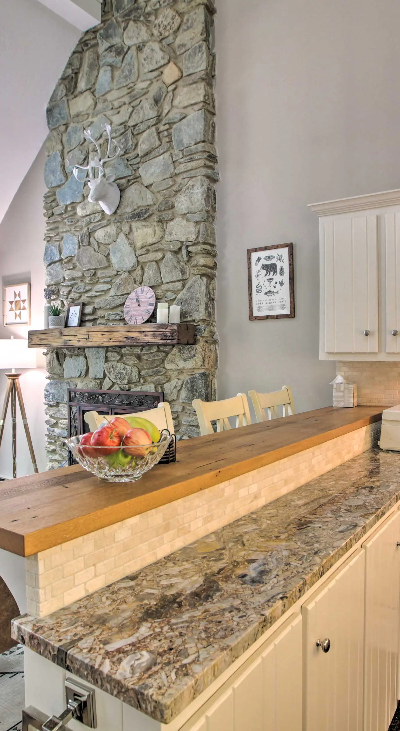 Wintergreen Resort Home w/ 2 Decks + Ski Access!