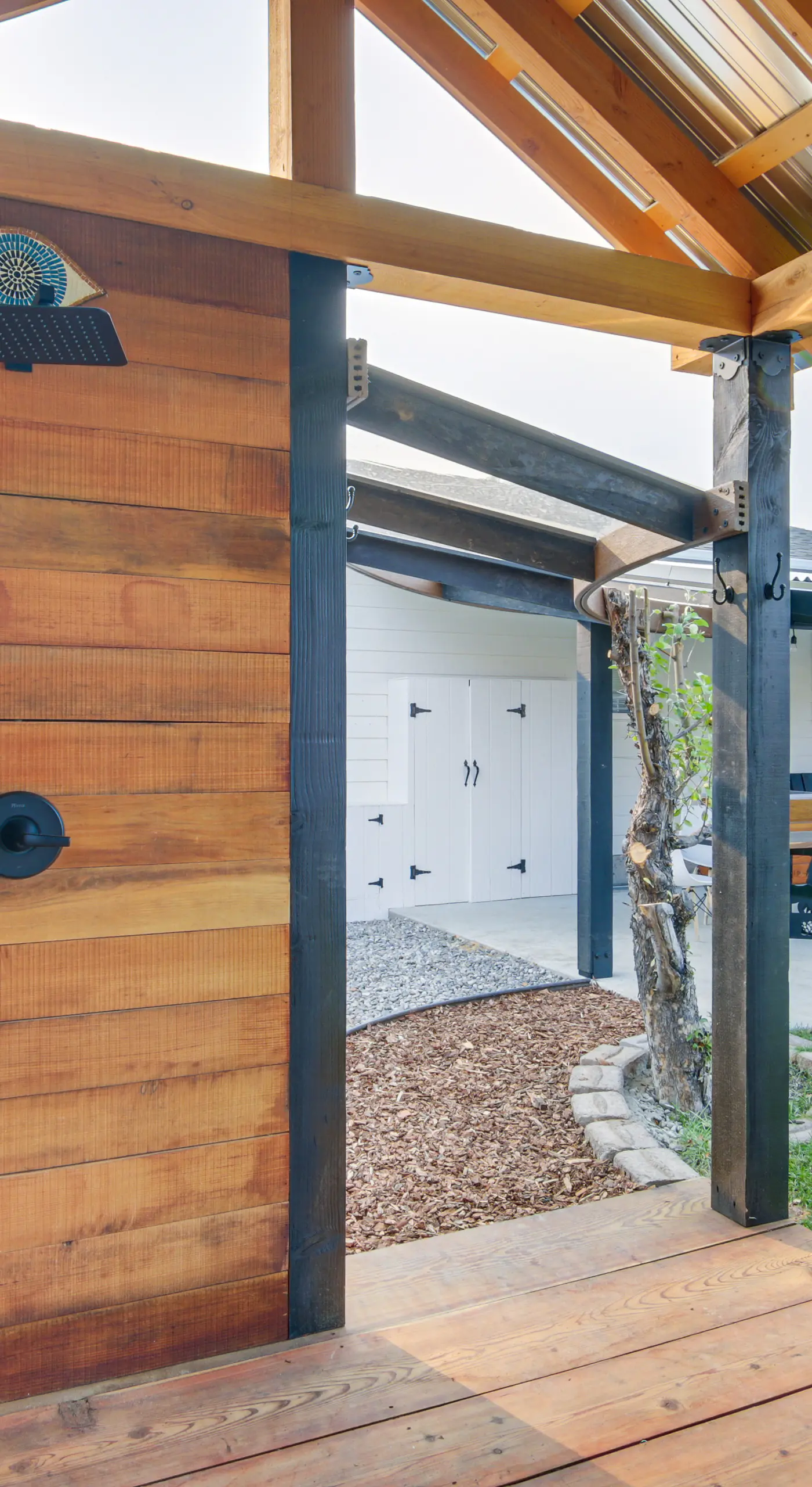 Sauna, Gas Grill & More! Belgrade Duplex
