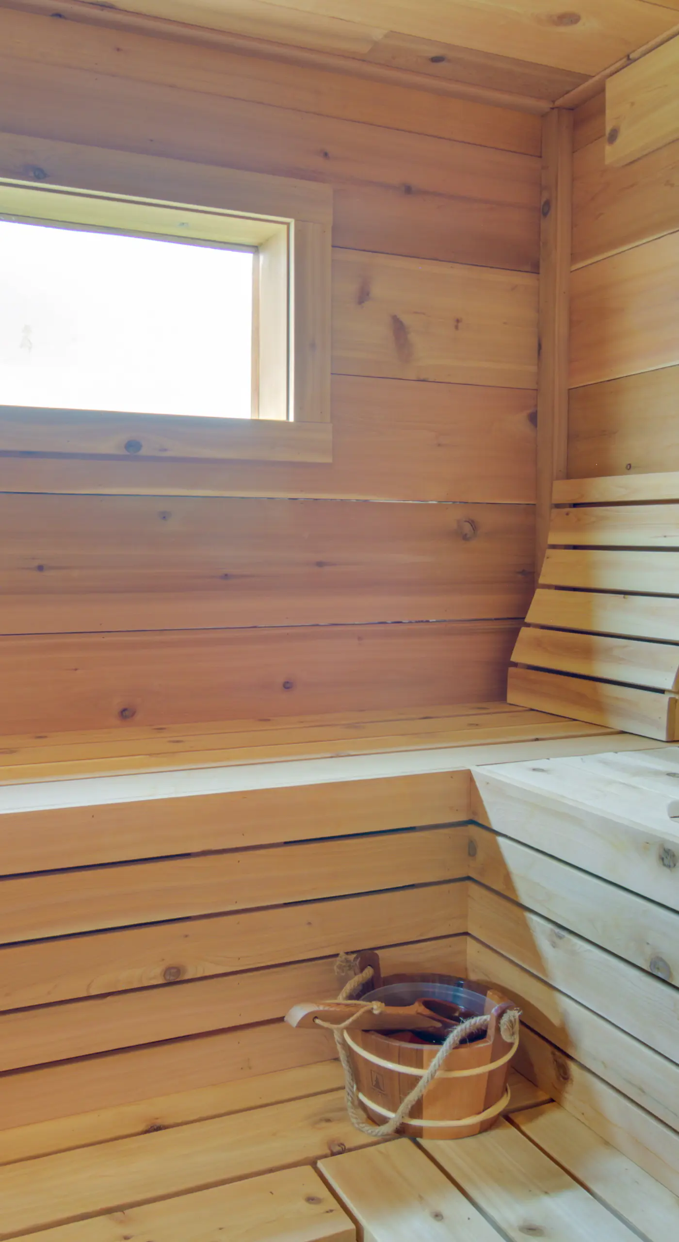 Sauna, Gas Grill & More! Belgrade Duplex