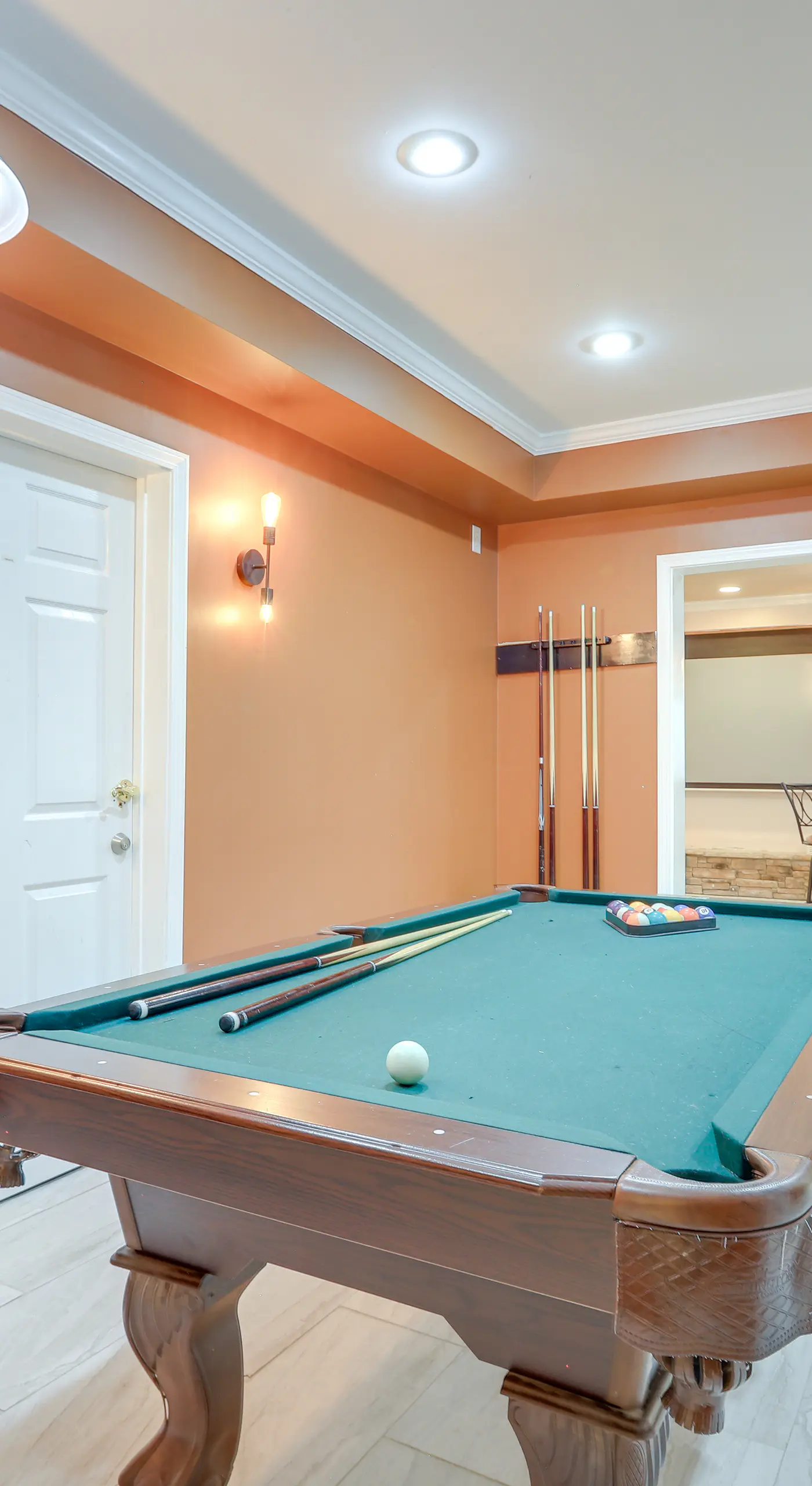 Spacious Stockbridge Manor: Pool Table, 2 Kitchens