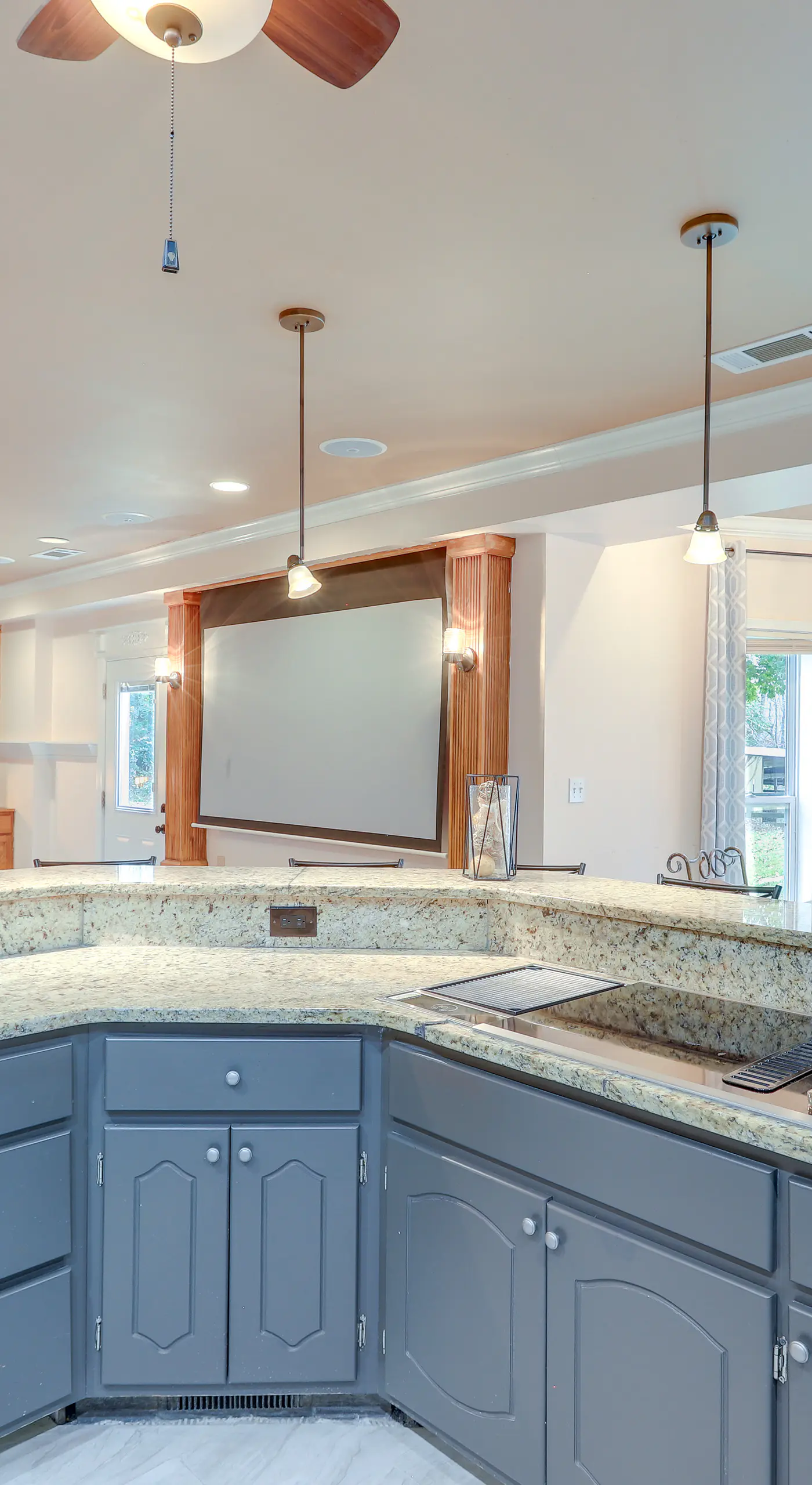 Spacious Stockbridge Manor: Pool Table, 2 Kitchens