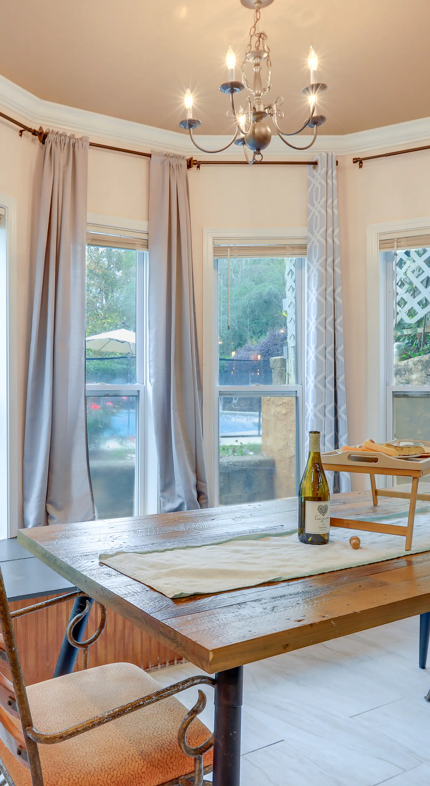 Spacious Stockbridge Manor: Pool Table, 2 Kitchens
