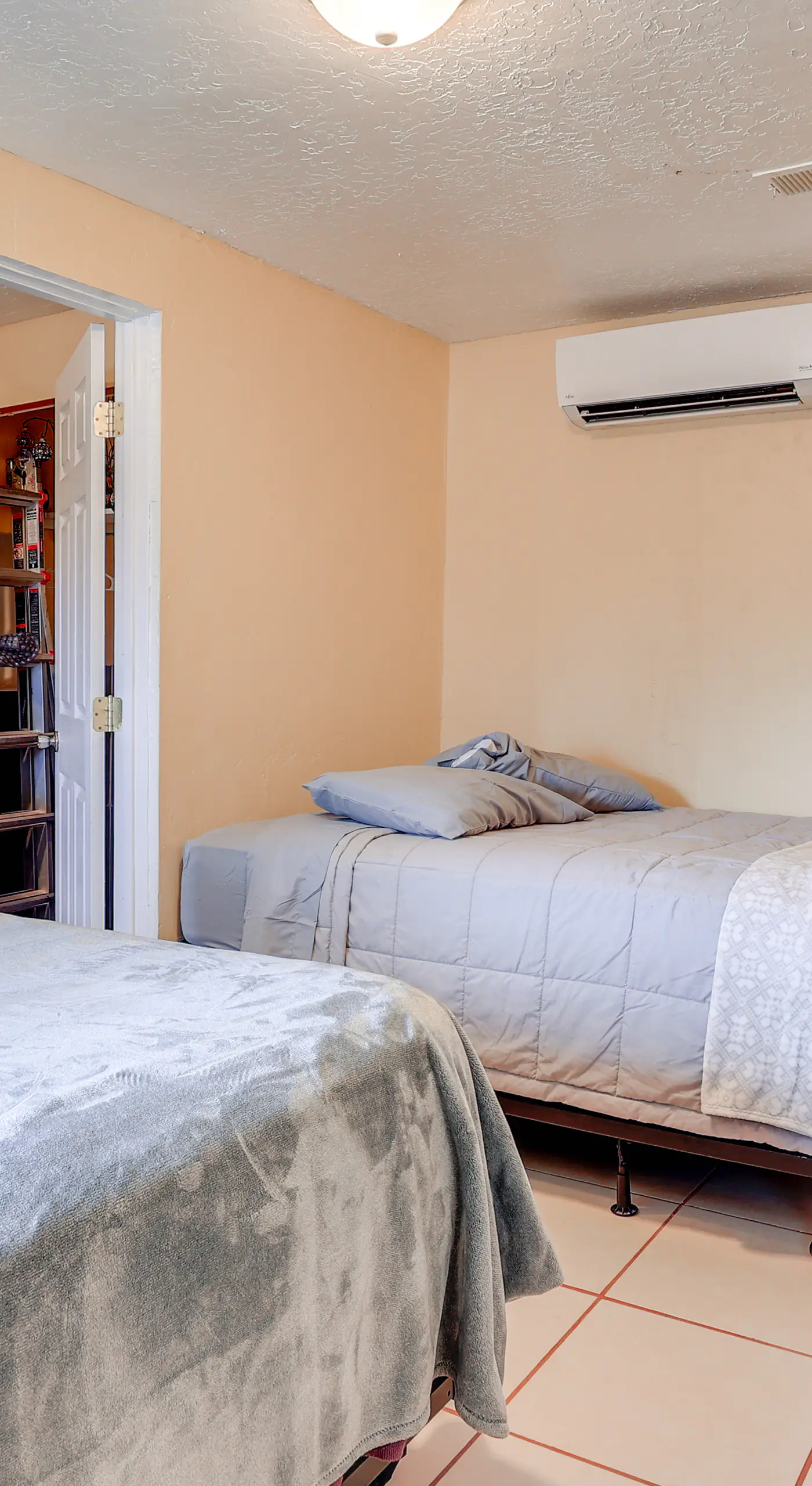 Walk Downtown: Authentic Adobe Home in Las Cruces!
