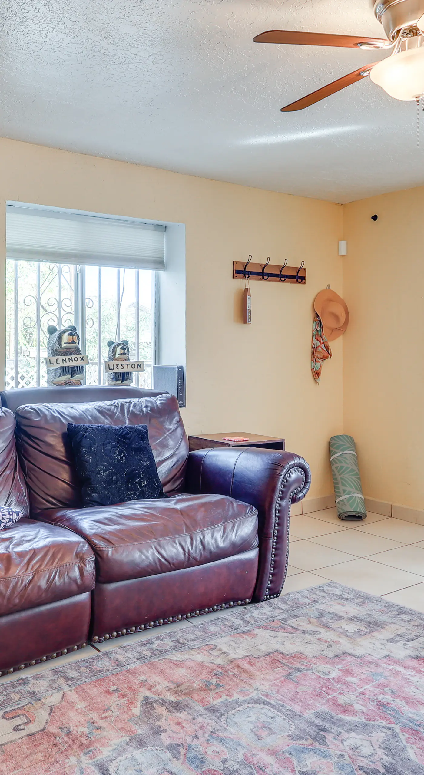 Walk Downtown: Authentic Adobe Home in Las Cruces!