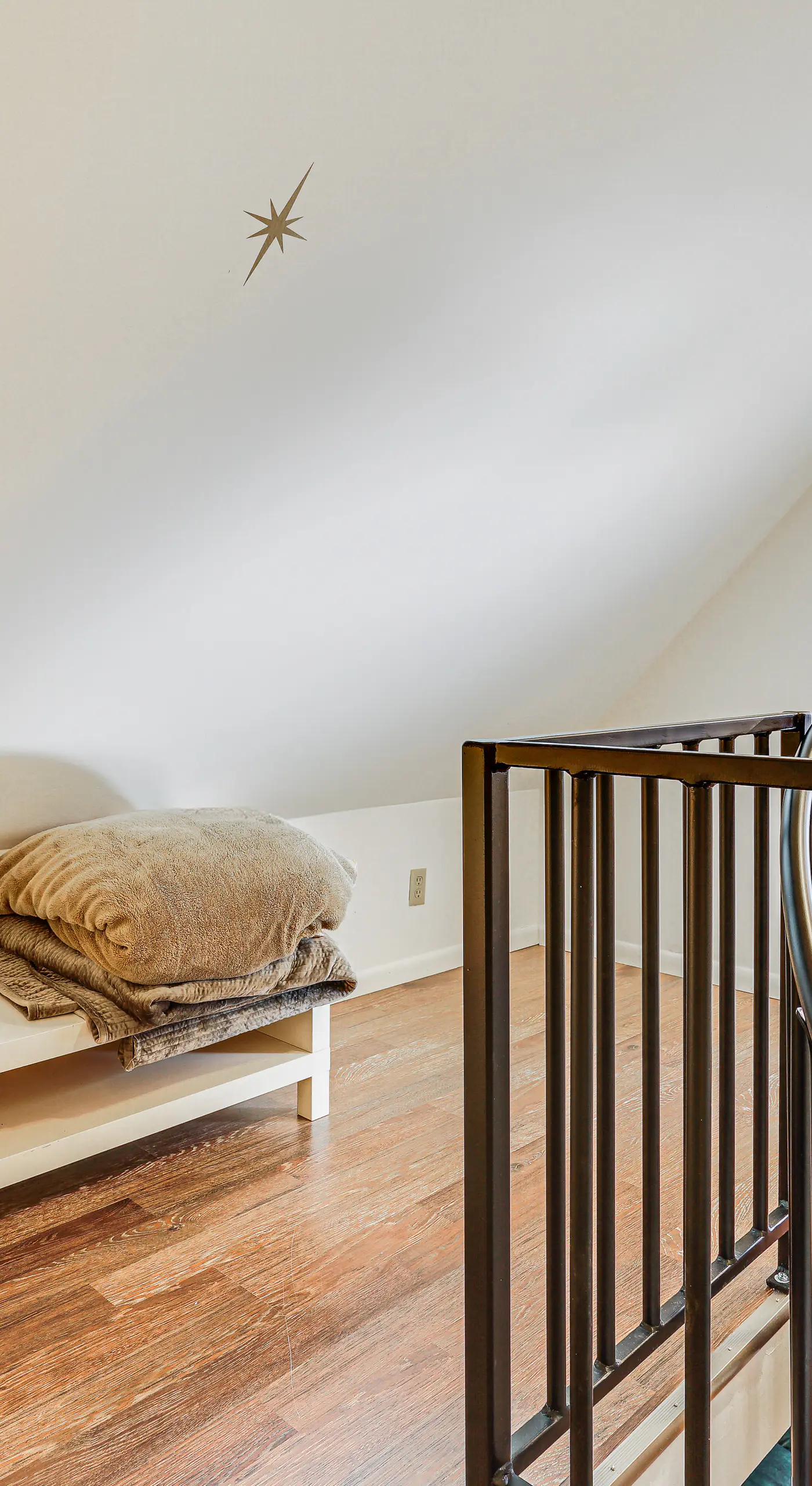 Saint Paul Vacation Rental Near Shopping & Dining!