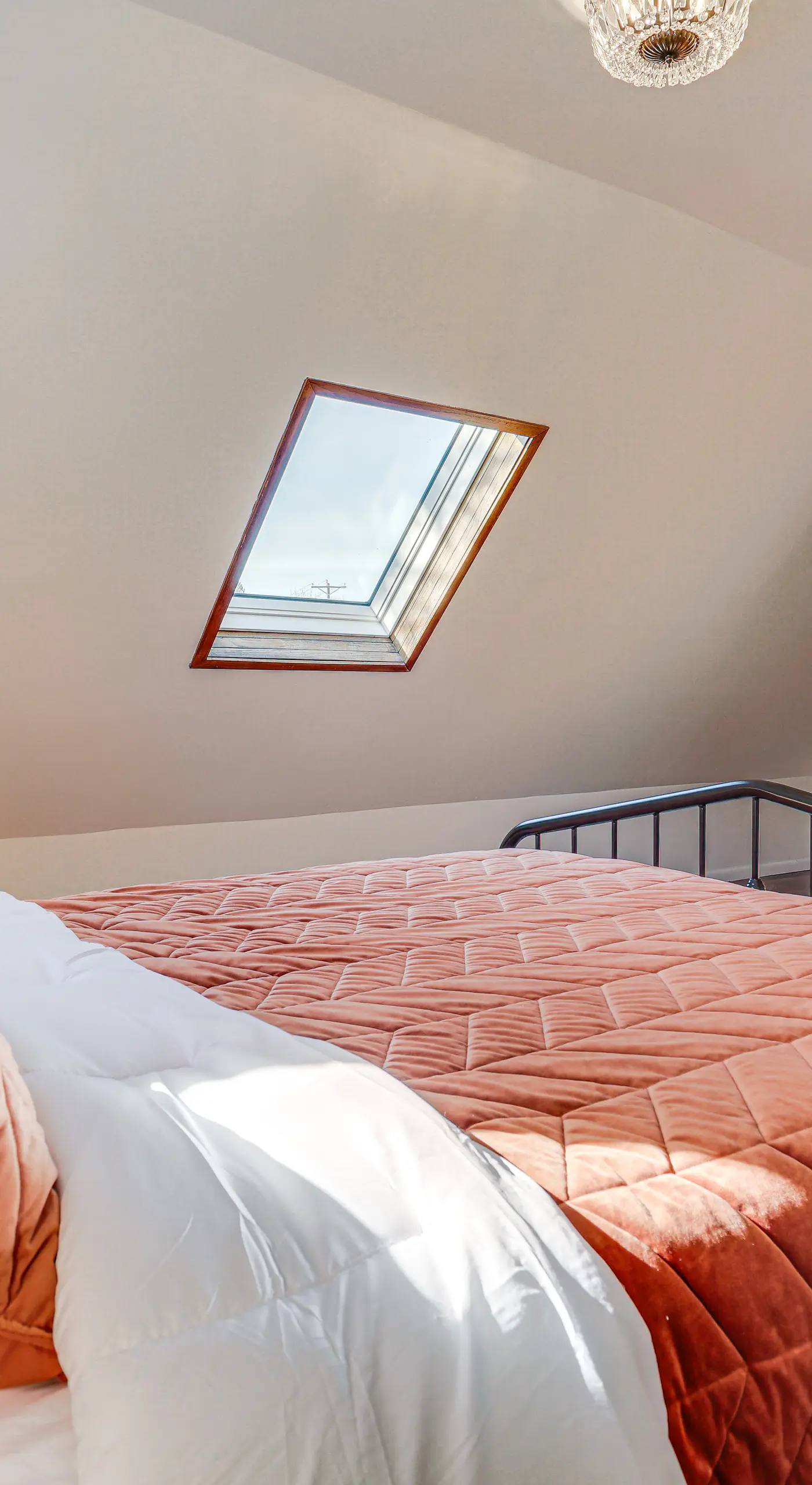 Saint Paul Vacation Rental Near Shopping & Dining!