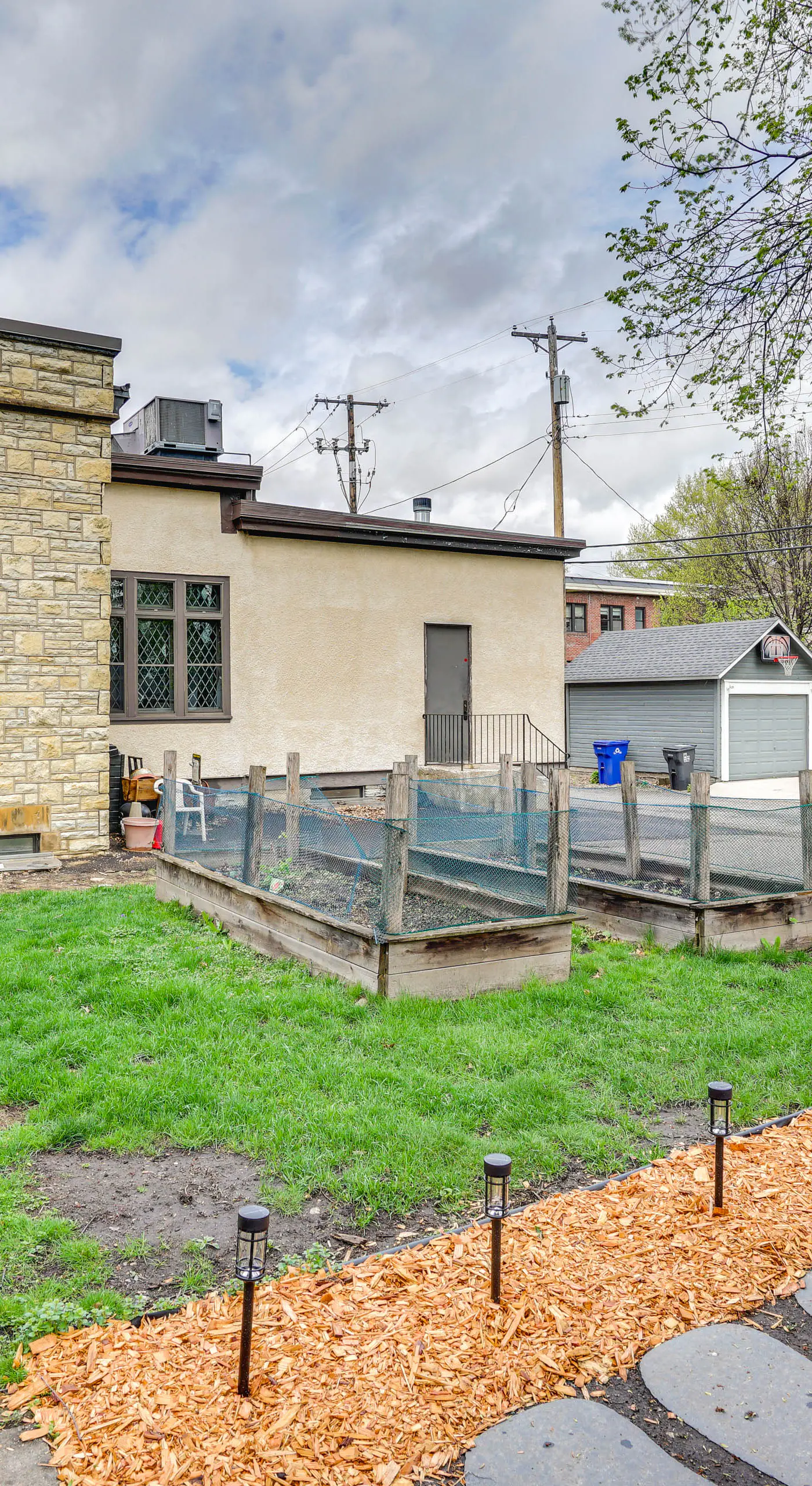 Saint Paul Vacation Rental Near Shopping & Dining!
