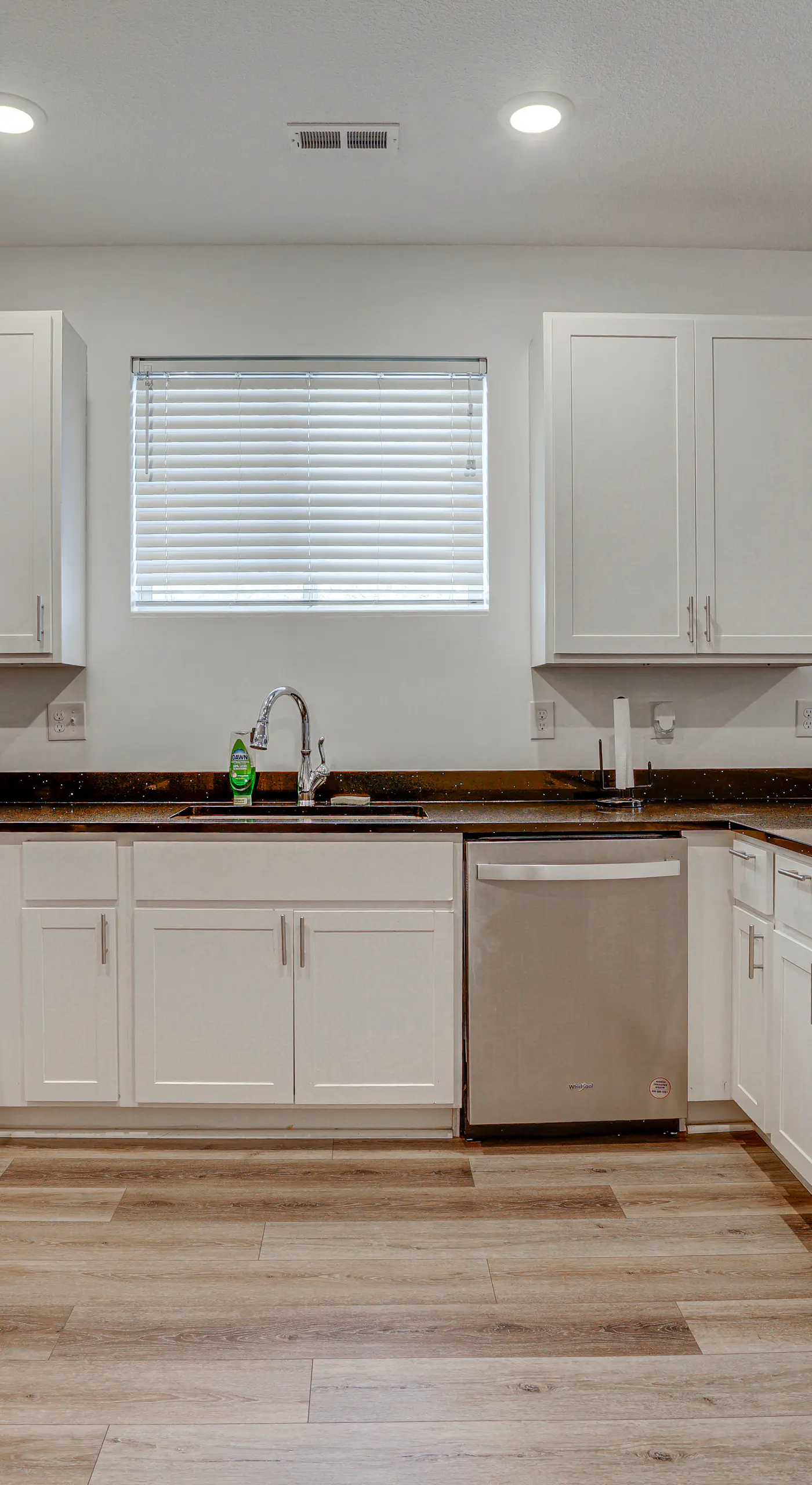 < 2 Mi to Dtwn St Paul! West Side Remote-Work Hub