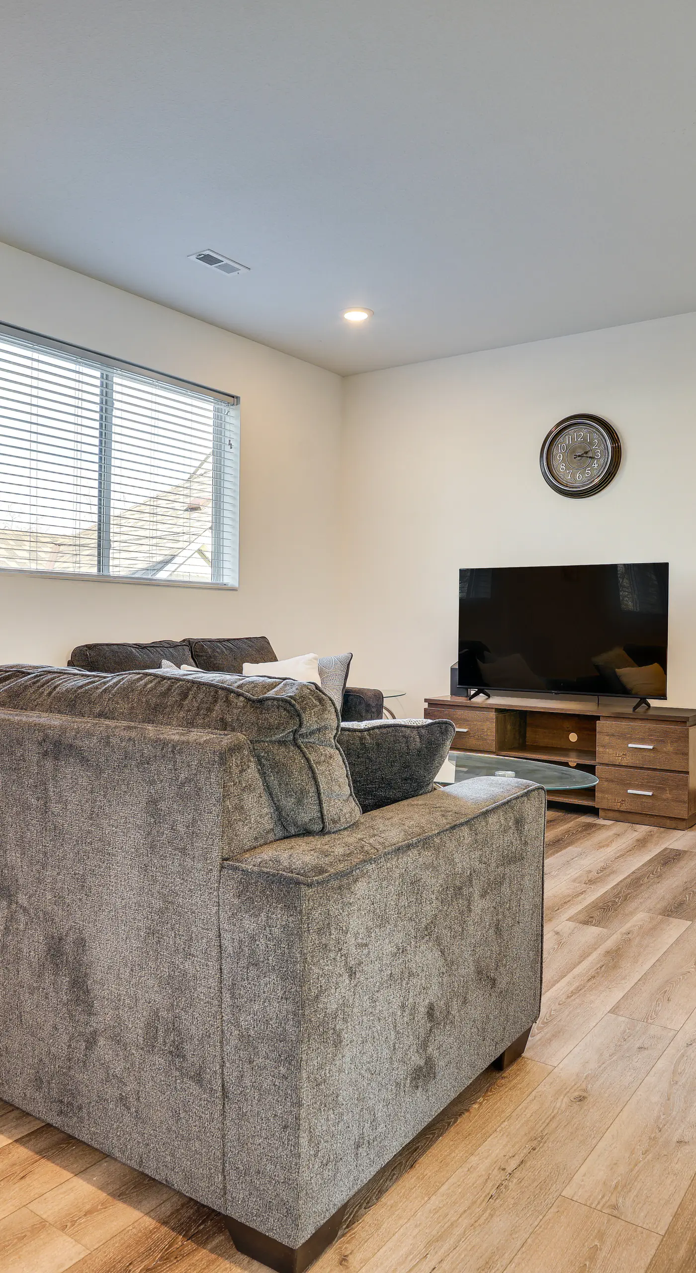< 2 Mi to Dtwn St Paul! West Side Remote-Work Hub
