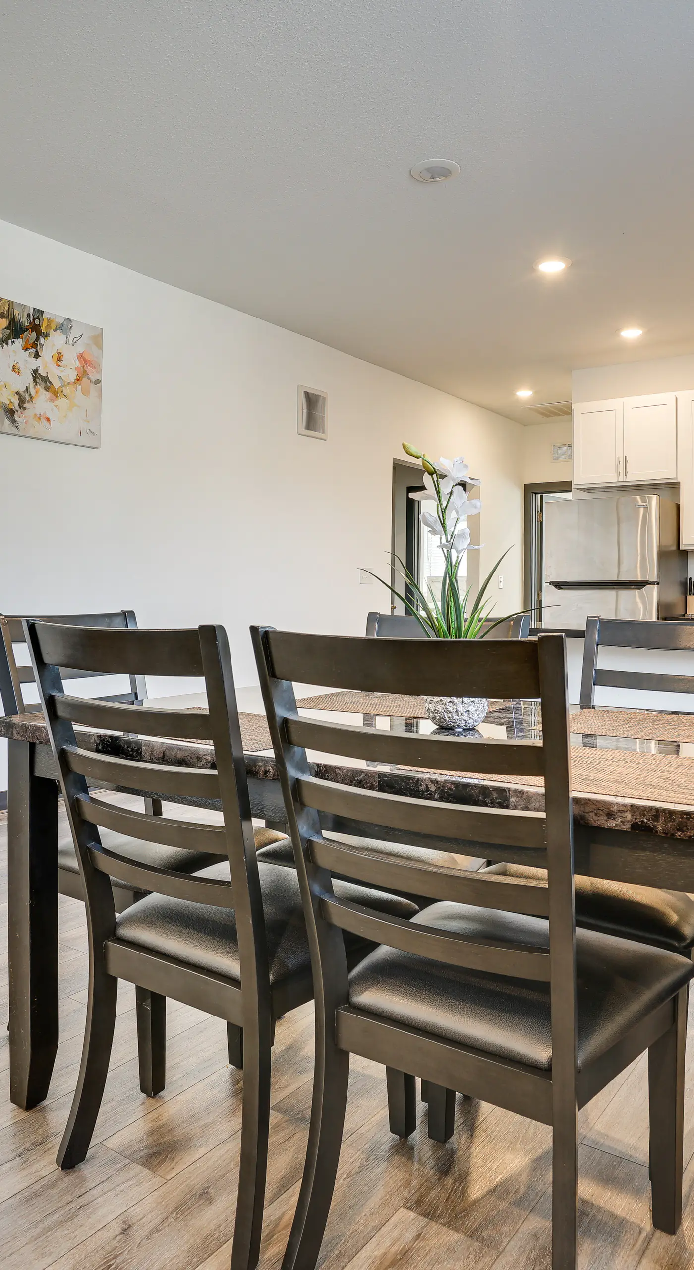 < 2 Mi to Dtwn St Paul! West Side Remote-Work Hub