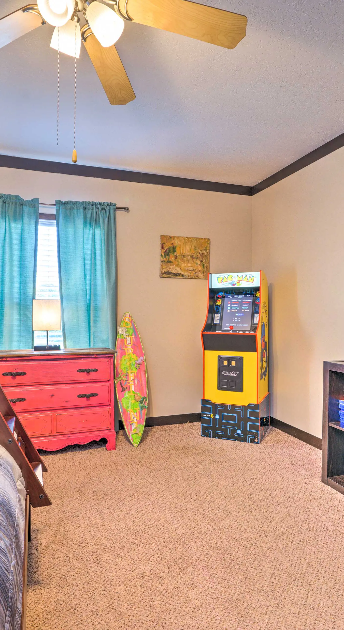 Pet-Friendly Home w/ Deck in Broken Bow!