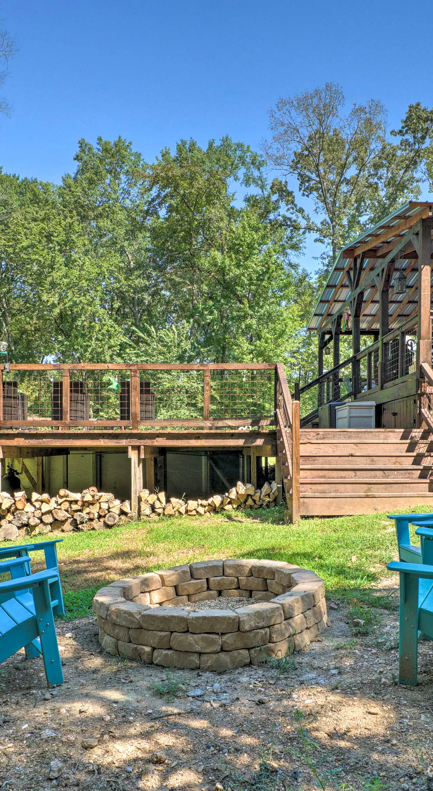 Pet-Friendly Home w/ Deck in Broken Bow!