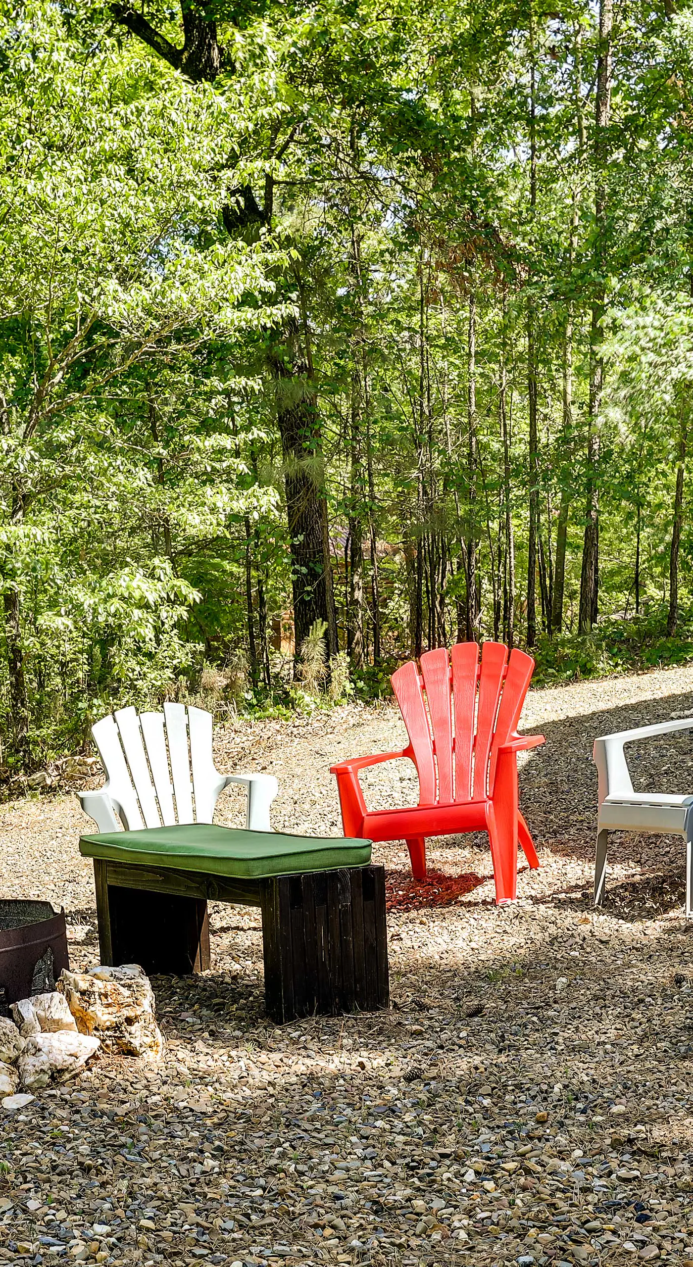 Pet-Friendly Broken Bow Cabin w/ Fire Pit!