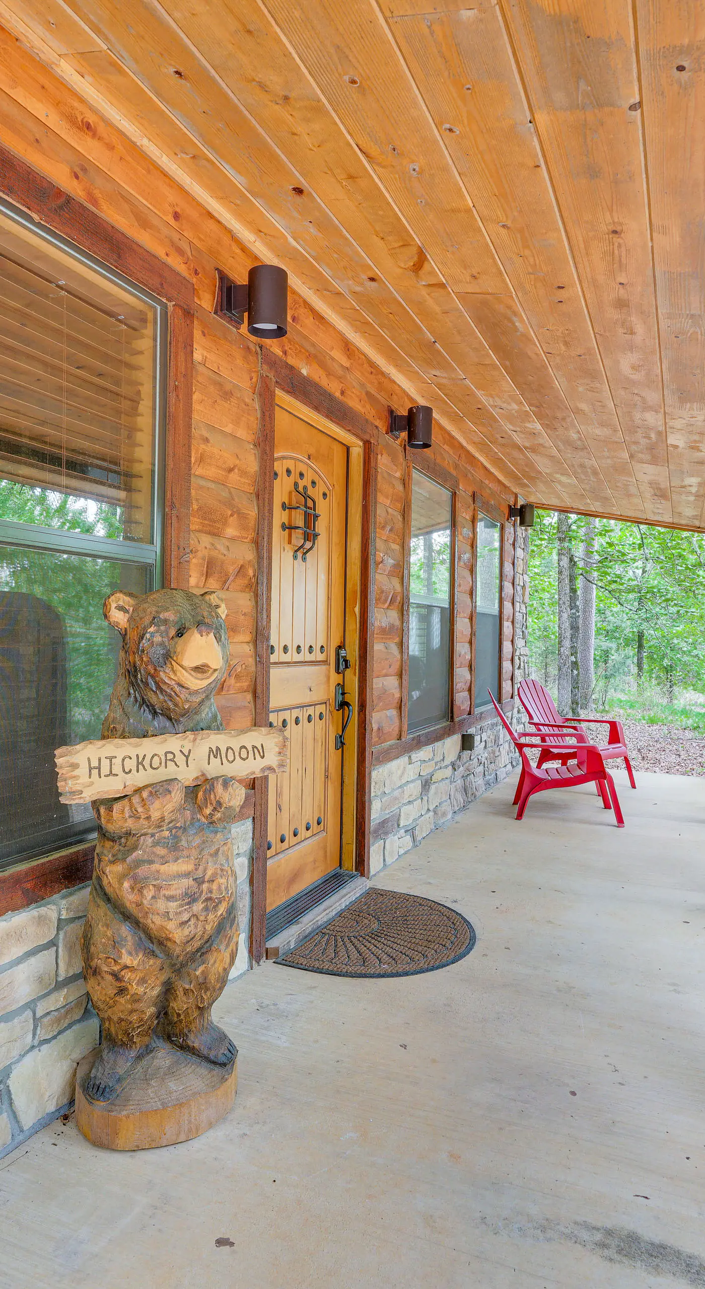 Broken Bow Cabin: Hot Tub, Fire Pit & 7 Mi to Lake