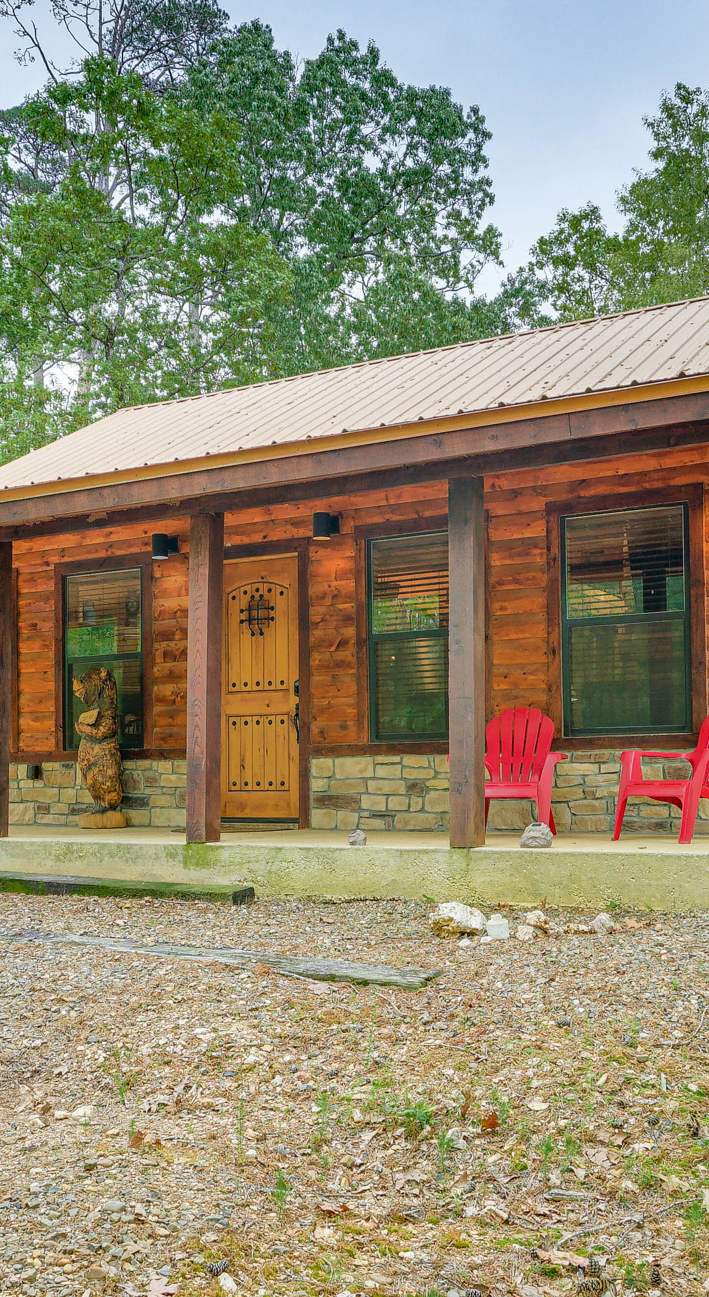 Broken Bow Cabin: Hot Tub, Fire Pit & 7 Mi to Lake