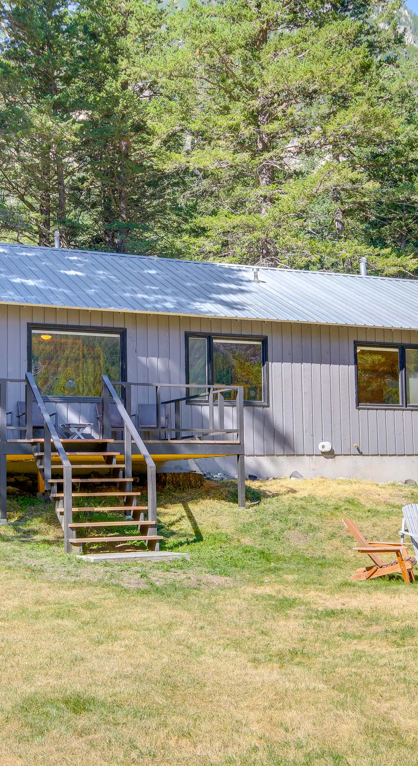Contact Mountain Hideaway w/ Views & Porches!