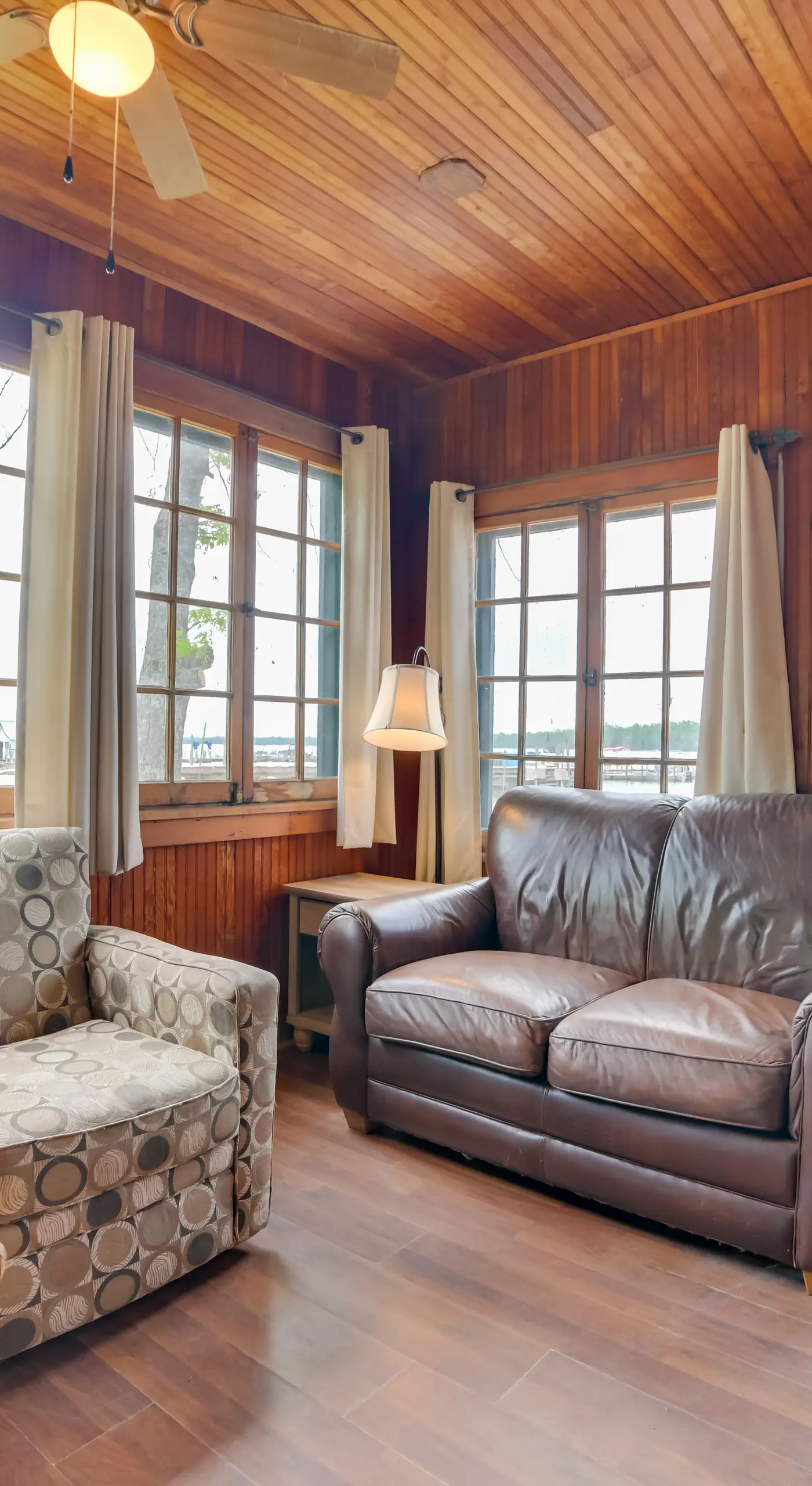 Beachside Cabin w/ Views on Les Cheneaux Islands