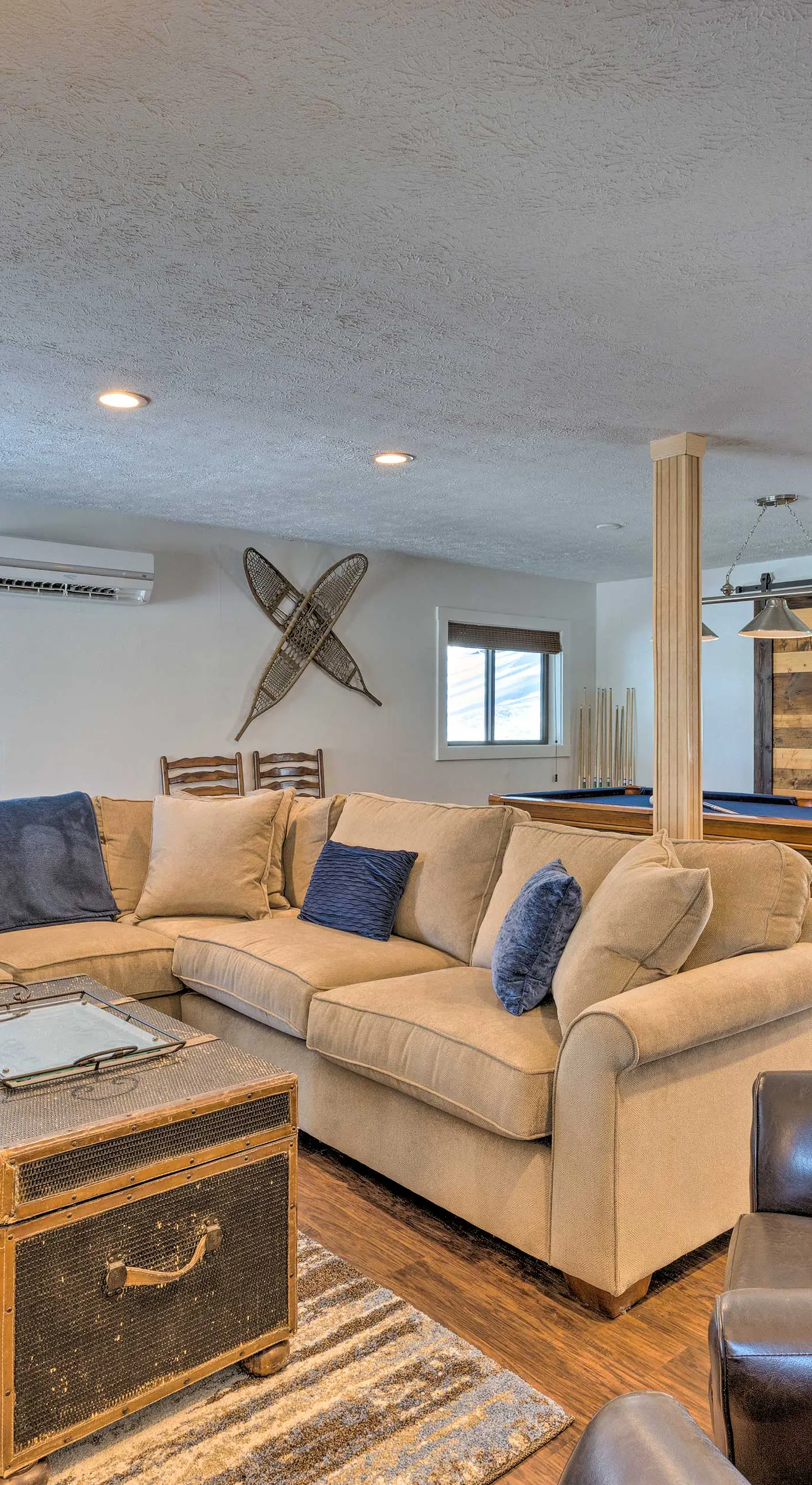 Bright Wintergreen Resort Home; Deck & Grill!