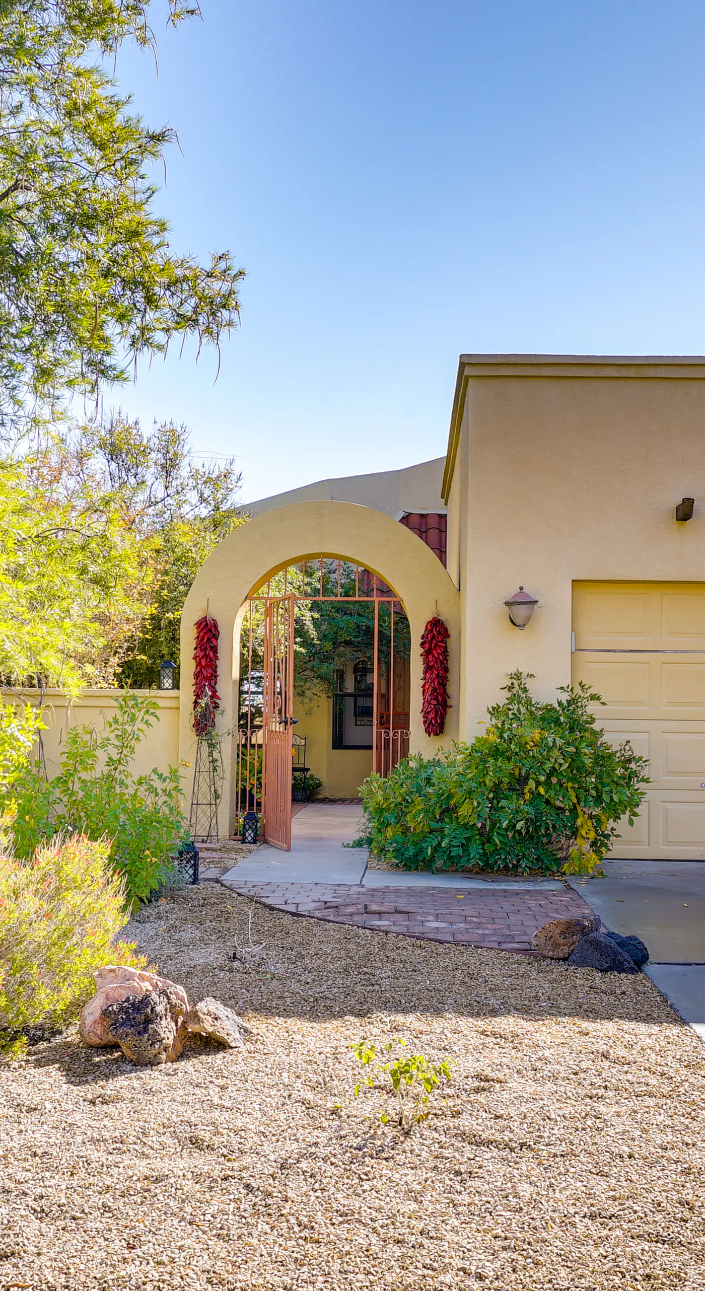Las Cruces Vacation Rental with Mountain Views!