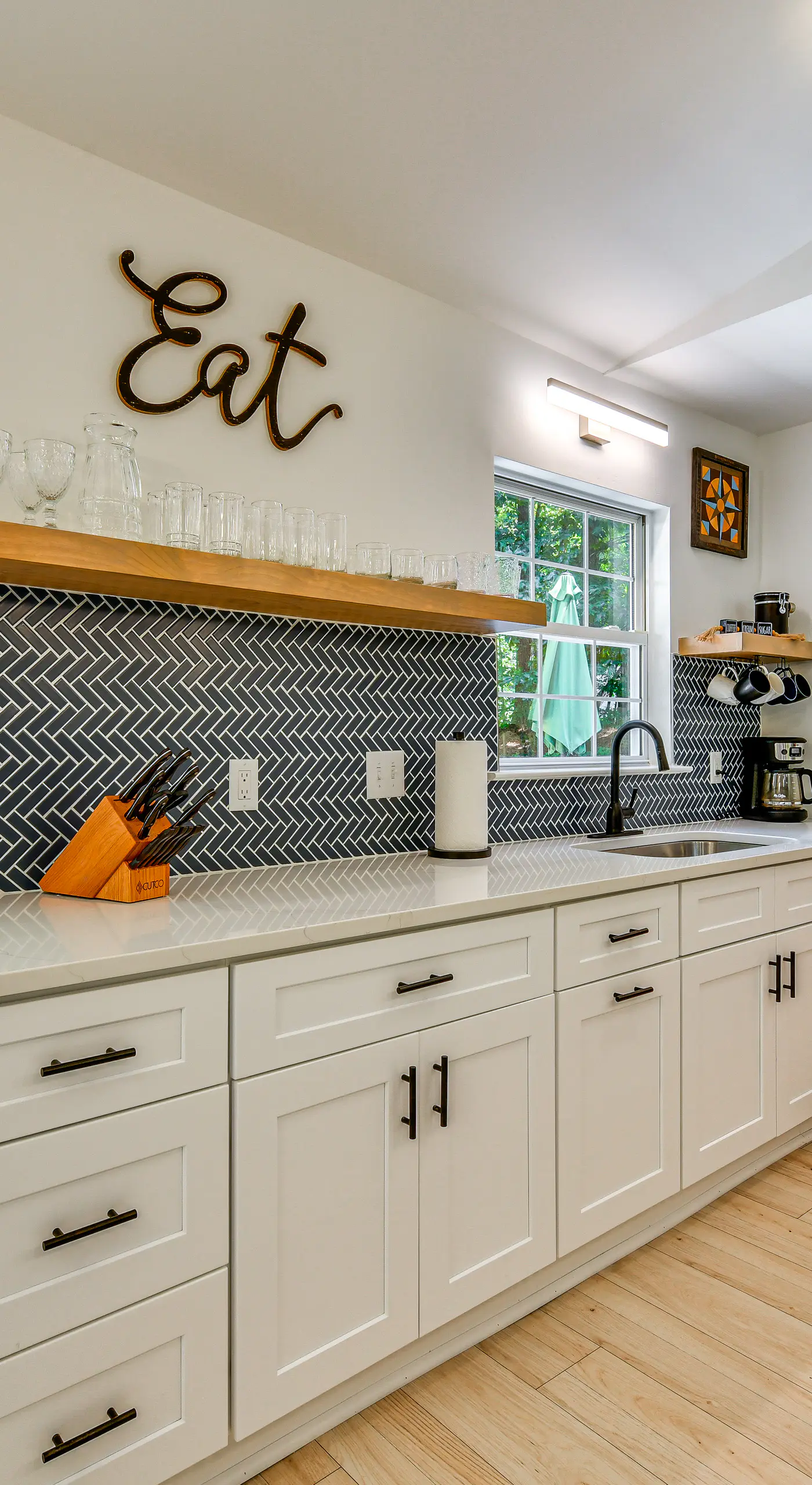 Mooresville Retreat w/ Patio, 1 Mi to Lake Norman!
