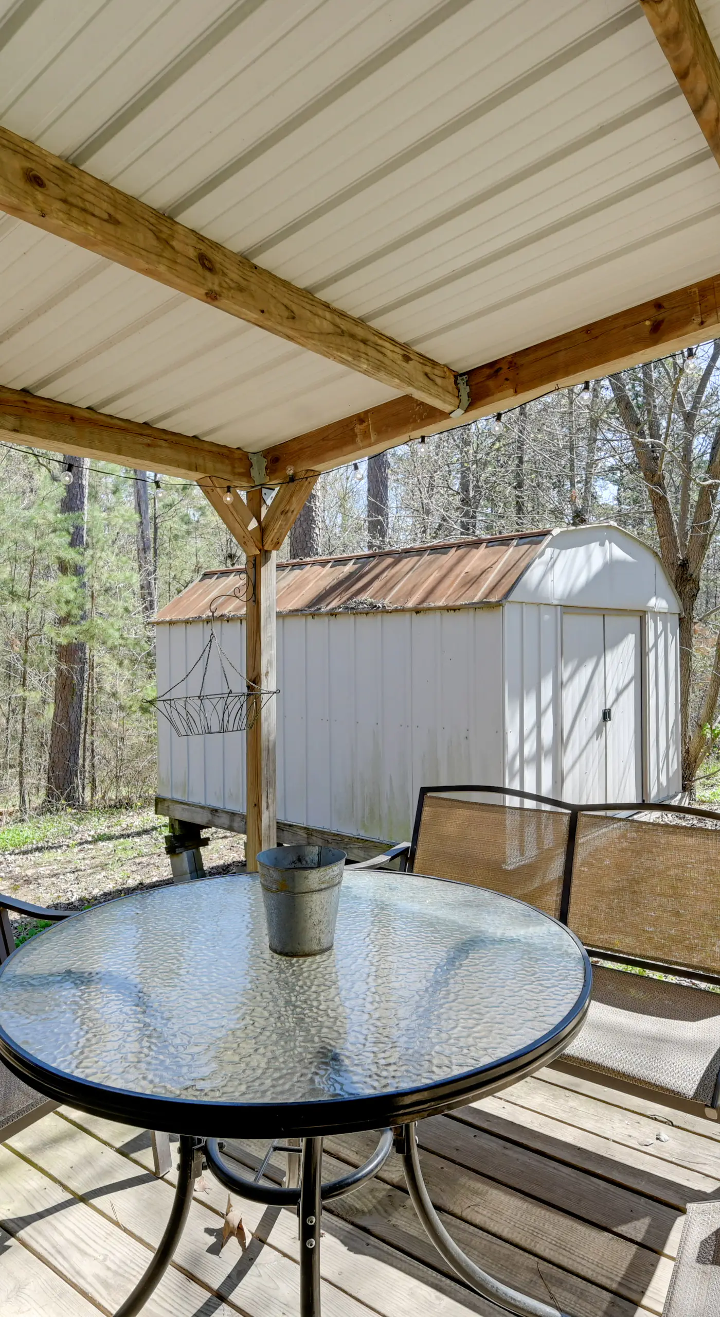Broken Bow Cabin w/ Hot Tub & Fire Pit, Near Lake!