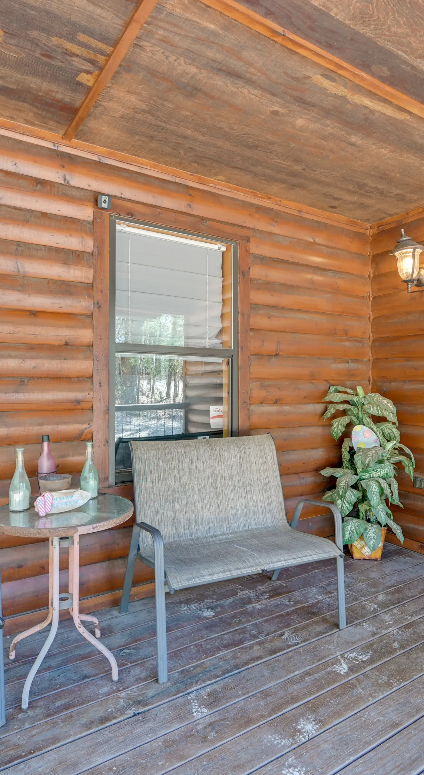 Broken Bow Cabin w/ Hot Tub & Fire Pit, Near Lake!
