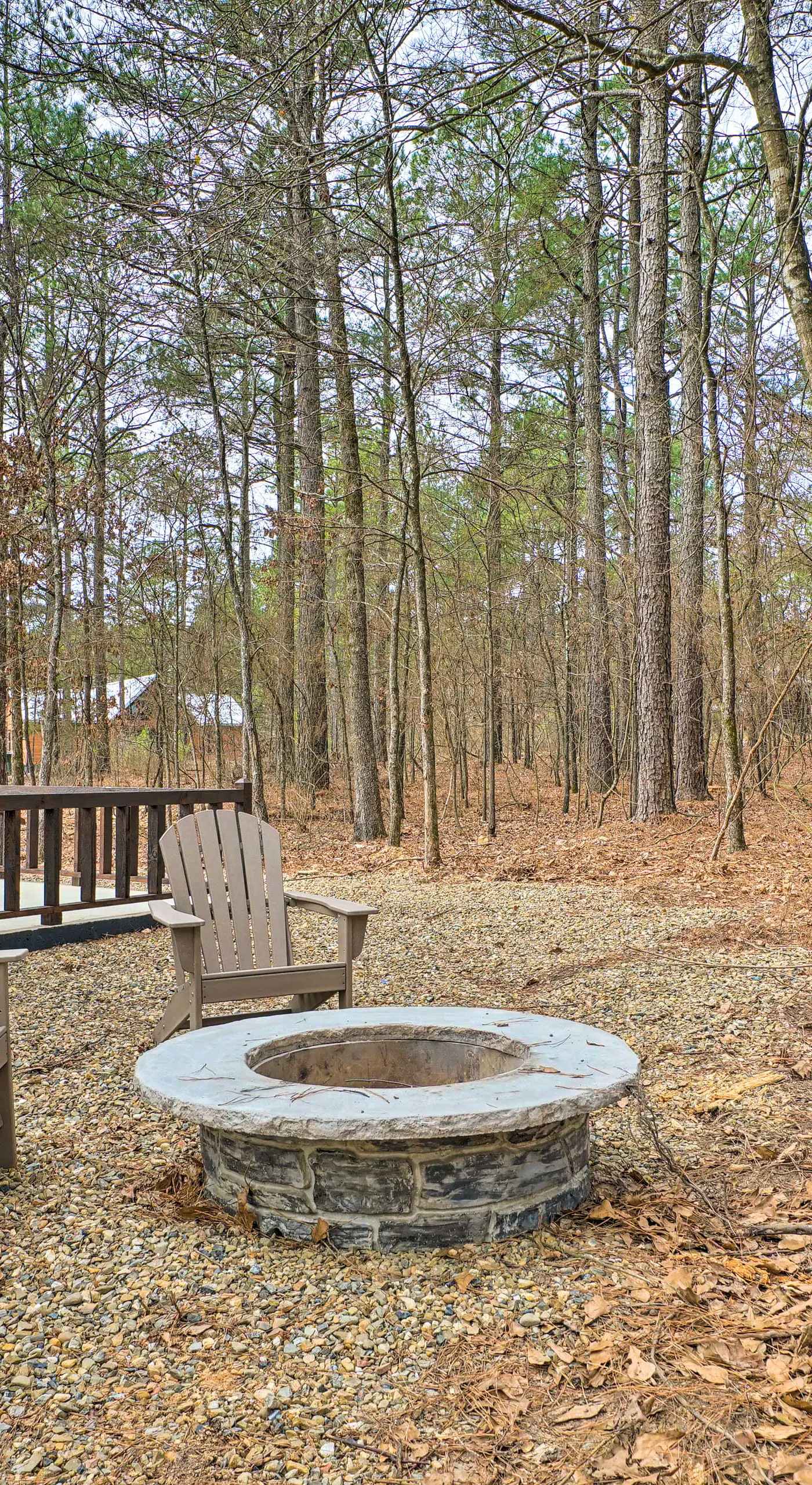 Chic Broken Bow Escape w/ Hot Tub & Fire Pit!