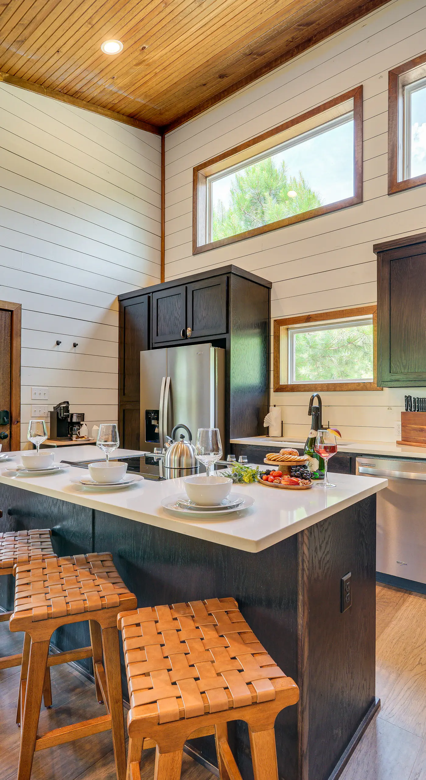 Tree-Lined Broken Bow Studio Cabin w/ Hot Tub!