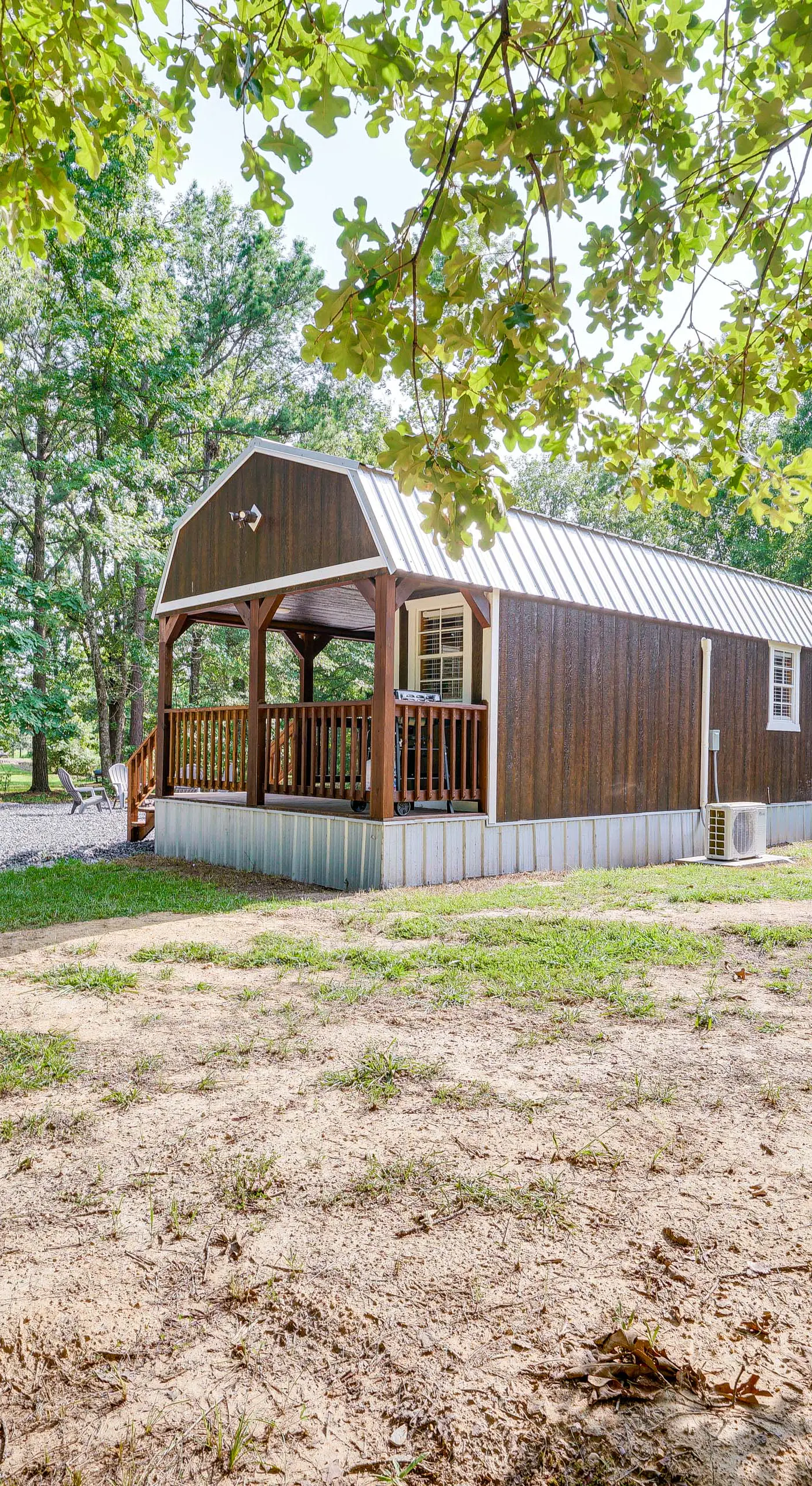 Couple’s Cabin in Broken Bow ~ 5 Mi to Downtown!