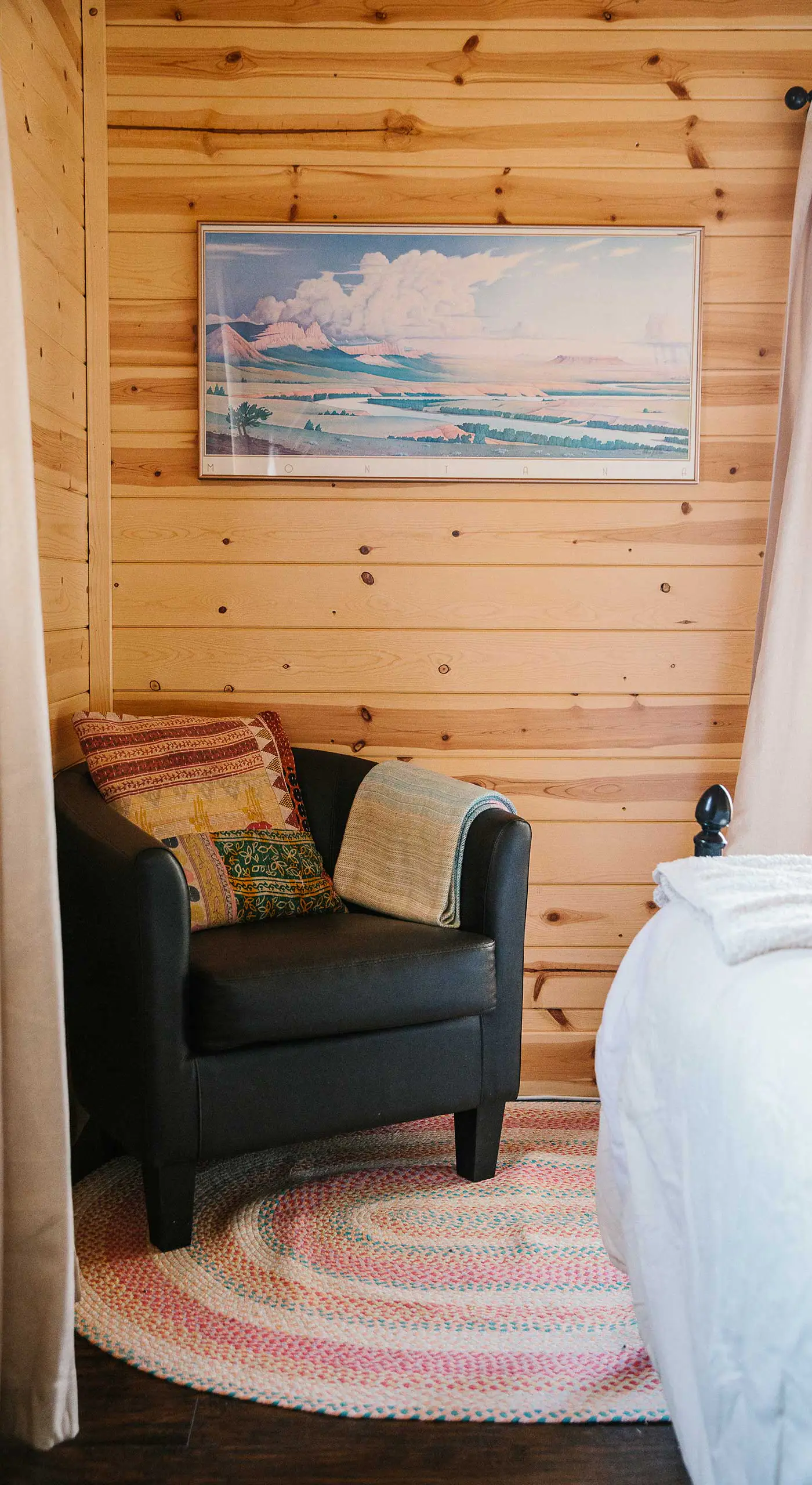 Paradise Valley Cabin by Chico & Yellowstone Park!